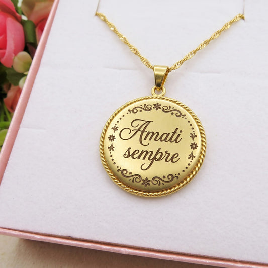 OLD ENGLISH pendente PERSONALIZZAMI ~ ACCIAIO INOSSIDABILE - Collana ciondolo rotondo + incisione personalizzata