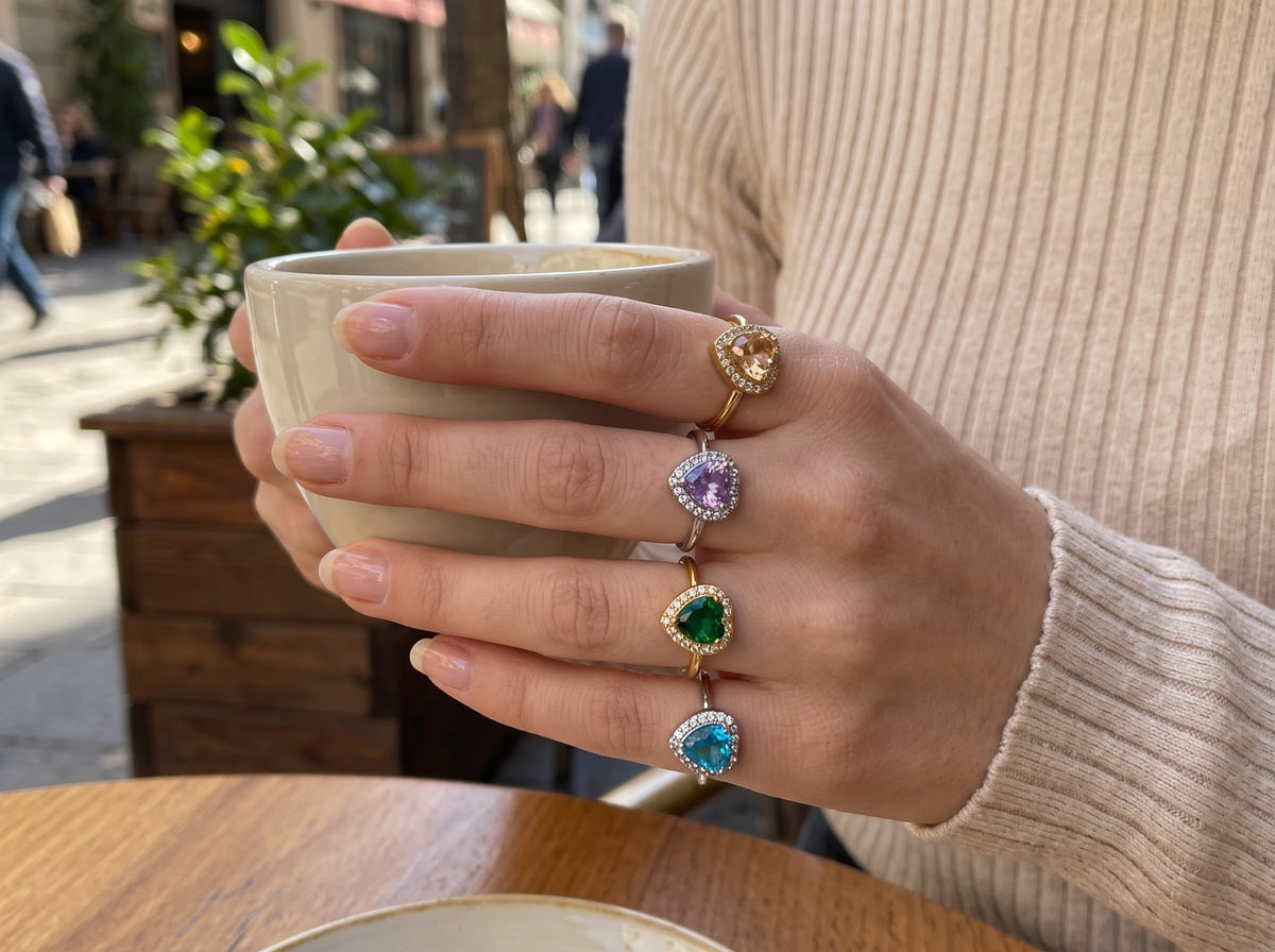 BLAIR ~ ACCIAIO INOSSIDABILE ~ Anello a cuore con Cubic Zirconia- Regolabile