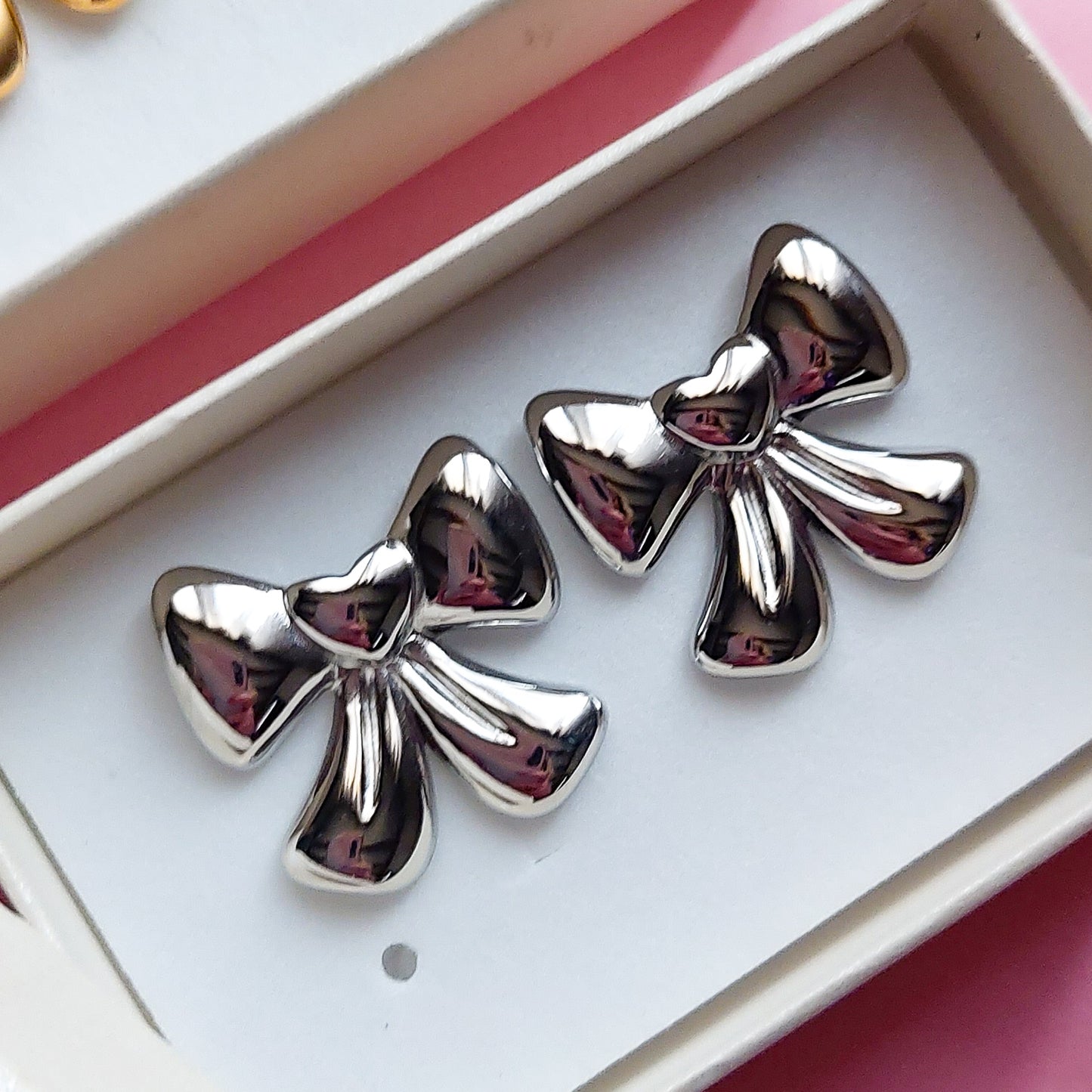 BOW 🎀 STUDS ~ paio orecchini ACCIAIO INOSSIDABILE maxi fiocco bombè