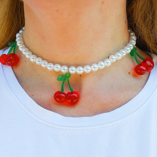 CHERRIES - Collana perle e charms ciliegie