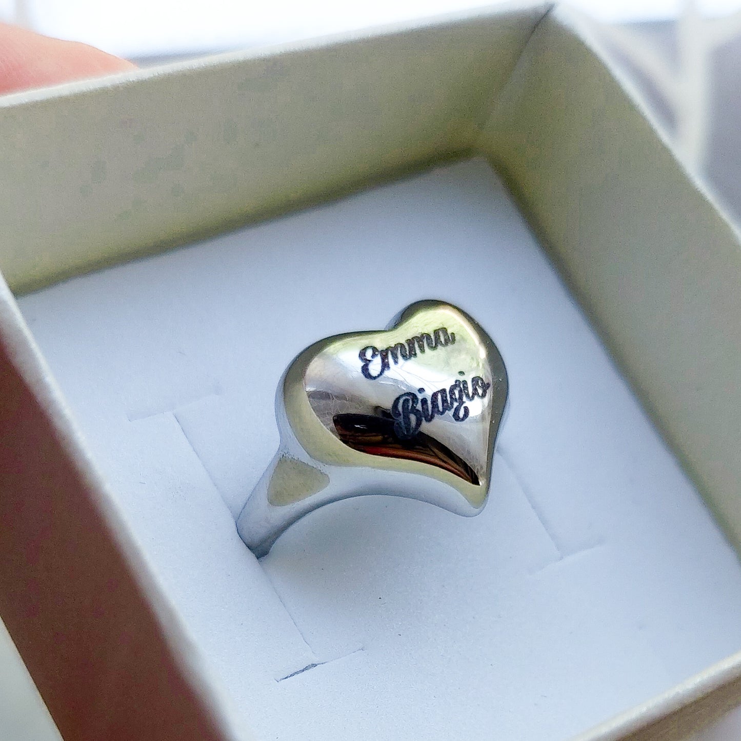 Anello Cuore Bombe' - PERSONALIZZAMI ~ Anello in acciaio inossidabile + INCISIONE PERSONALIZZATA