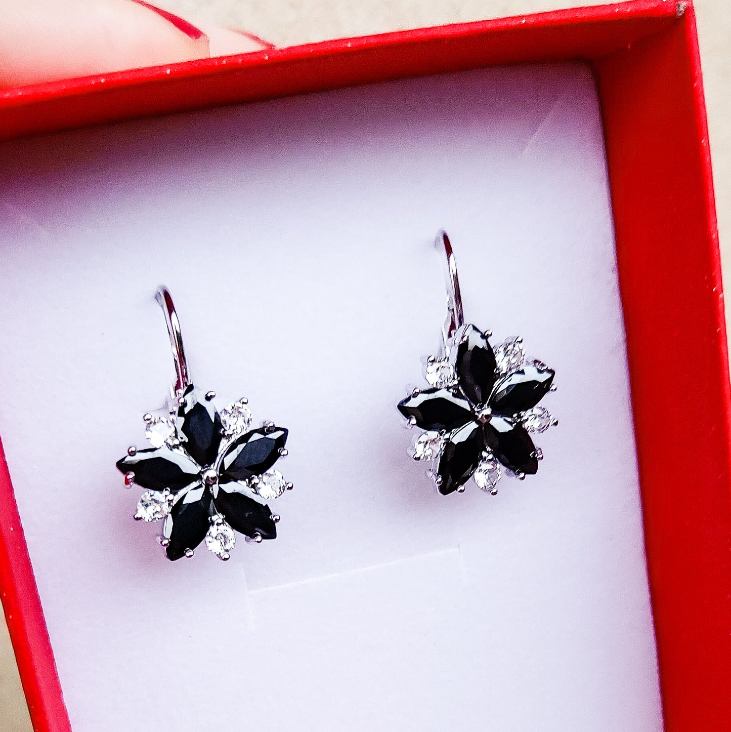 GWEN - Orecchini monachella in cubic zirconia