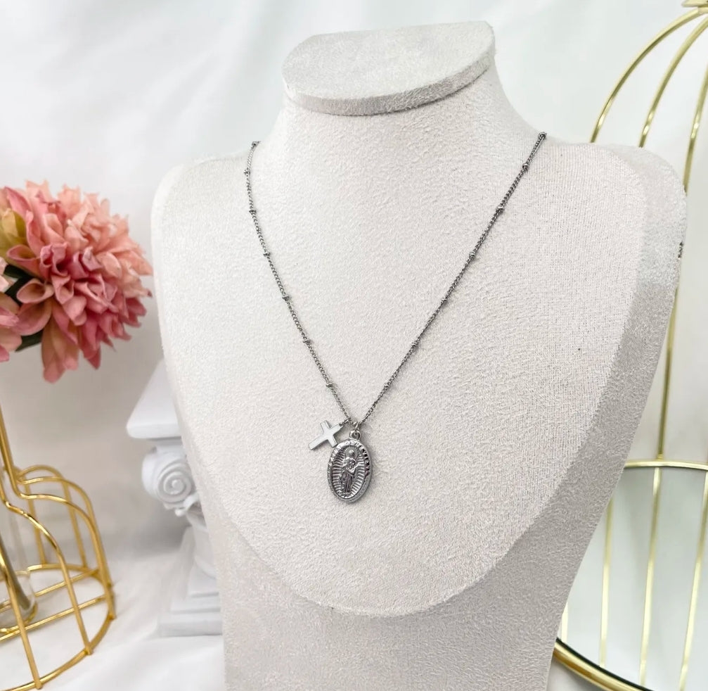 HOLY ROSARY ~ ACCIAIO INOSSIDABILE - Collana con croce e madonnina
