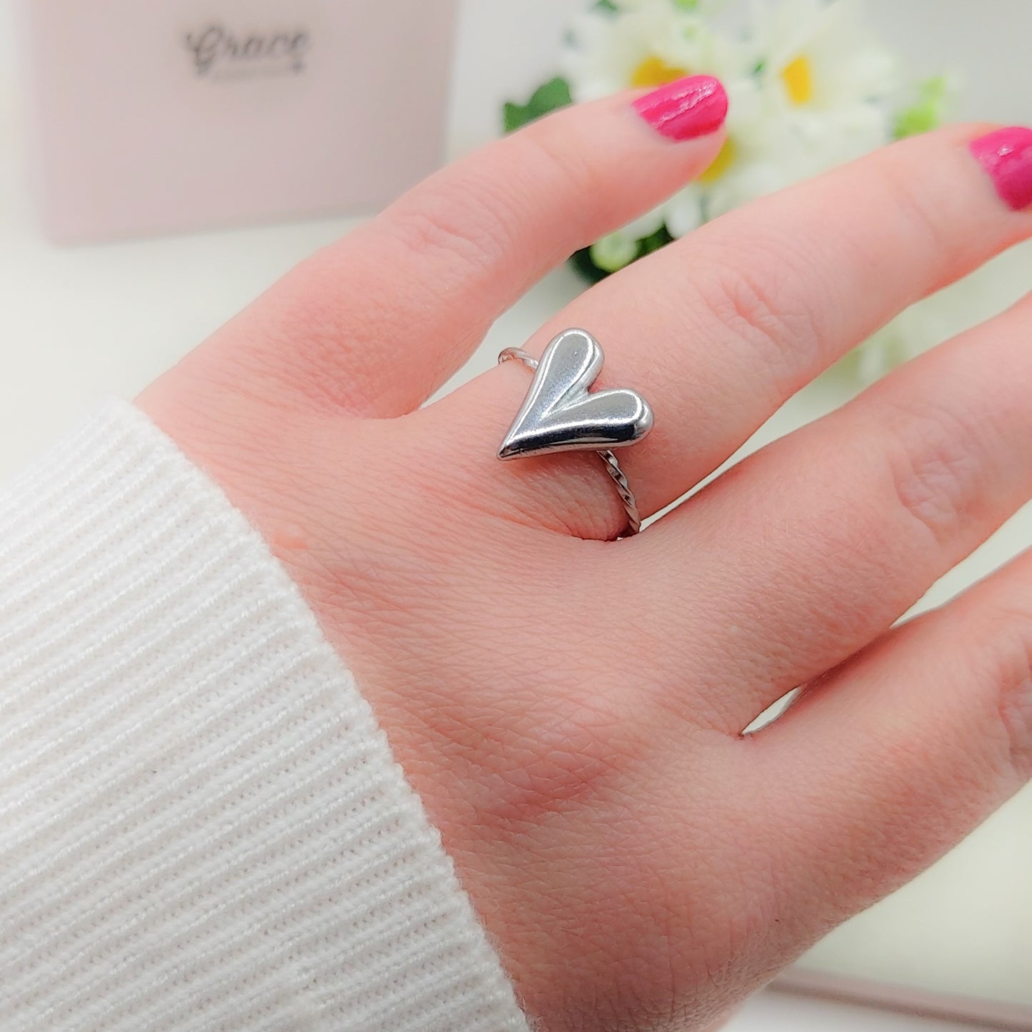 ALMA ~ Anello cuore appuntito ACCIAIO INOSSIDABILE