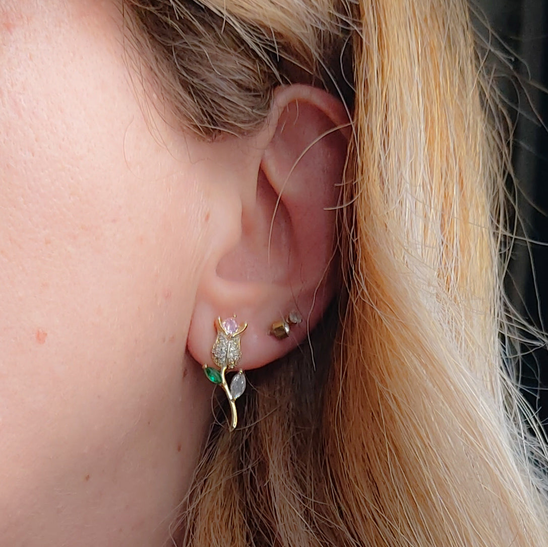 LIFE ROSE SHINE ~ Orecchini floreali a rosa in Cubic Zirconia