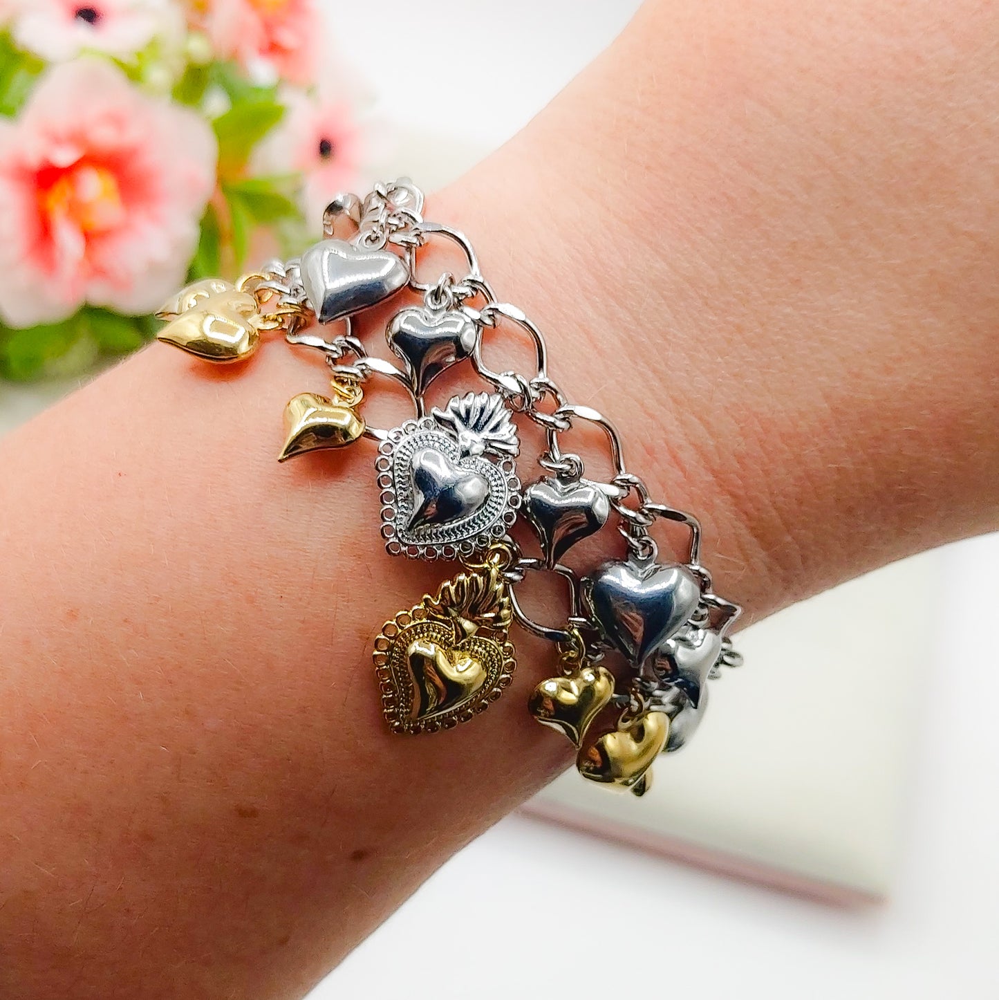 AURELIE SACRED ~ Bracciale ACCIAIO INOSSIDABILE con maxi cuore sacro e cuori bombe' chiama angeli