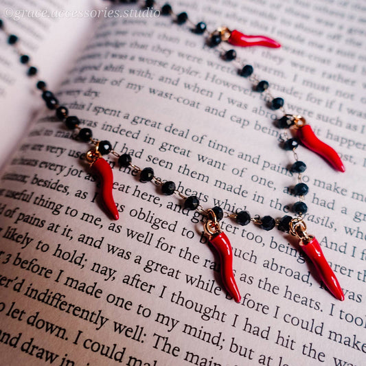 LUCKY Horns ~ ACCIAIO INOSSIDABILE - Collana rosario in cristallo con cornetti rossi portafortuna