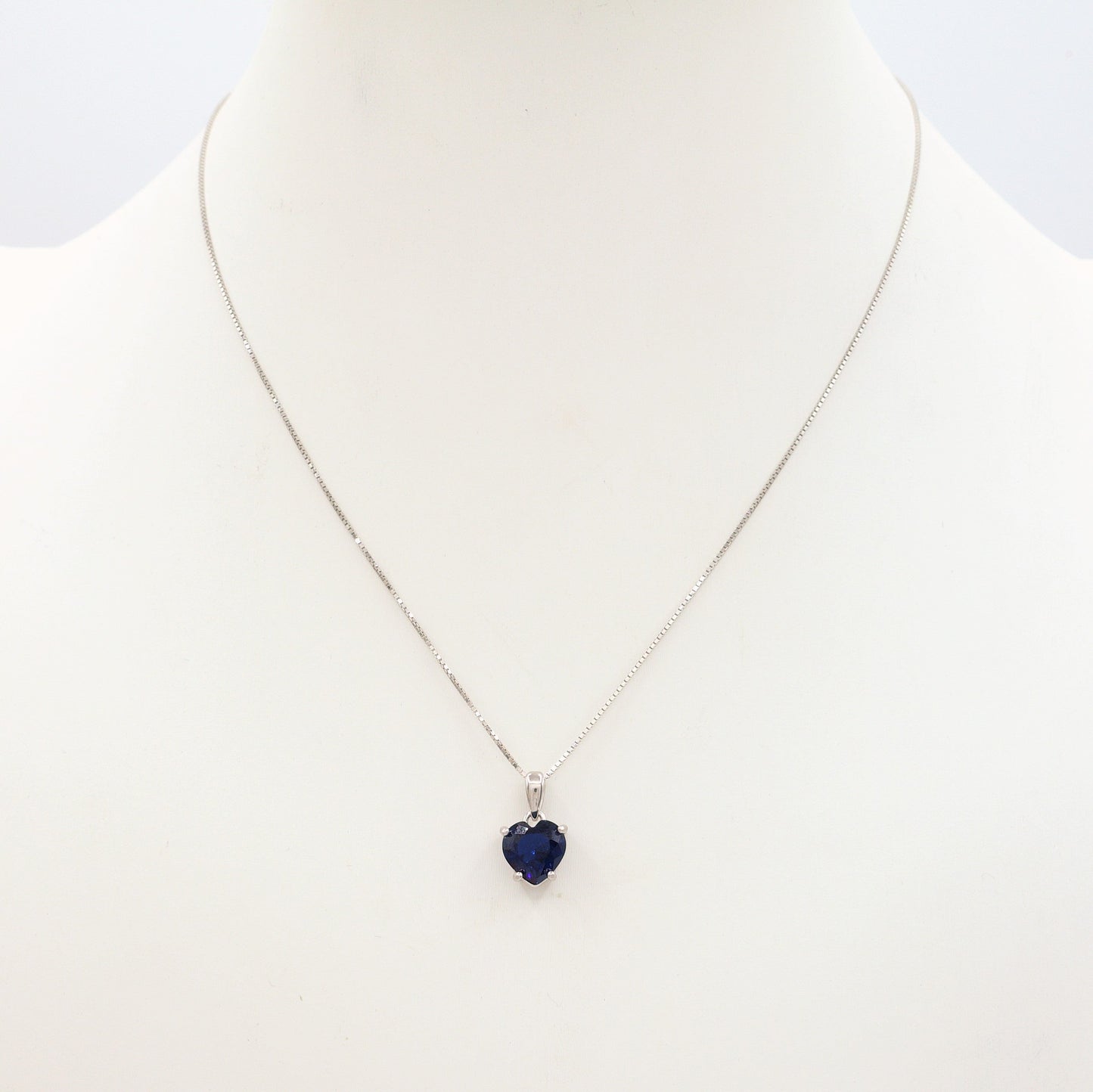 JADE ~ ARGENTO 925 ~ Collana con pendente cuore in cubic zirconia