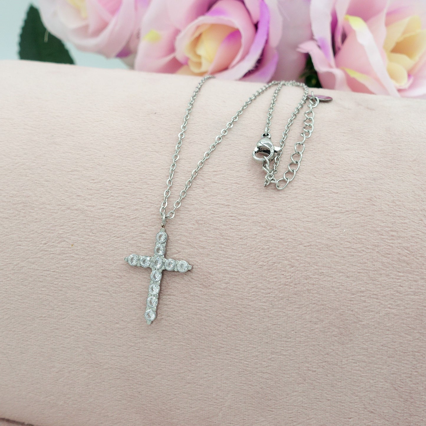 SHERYL - ACCIAIO INOSSIDABILE- Collana con pendente croce in cubic zirconia