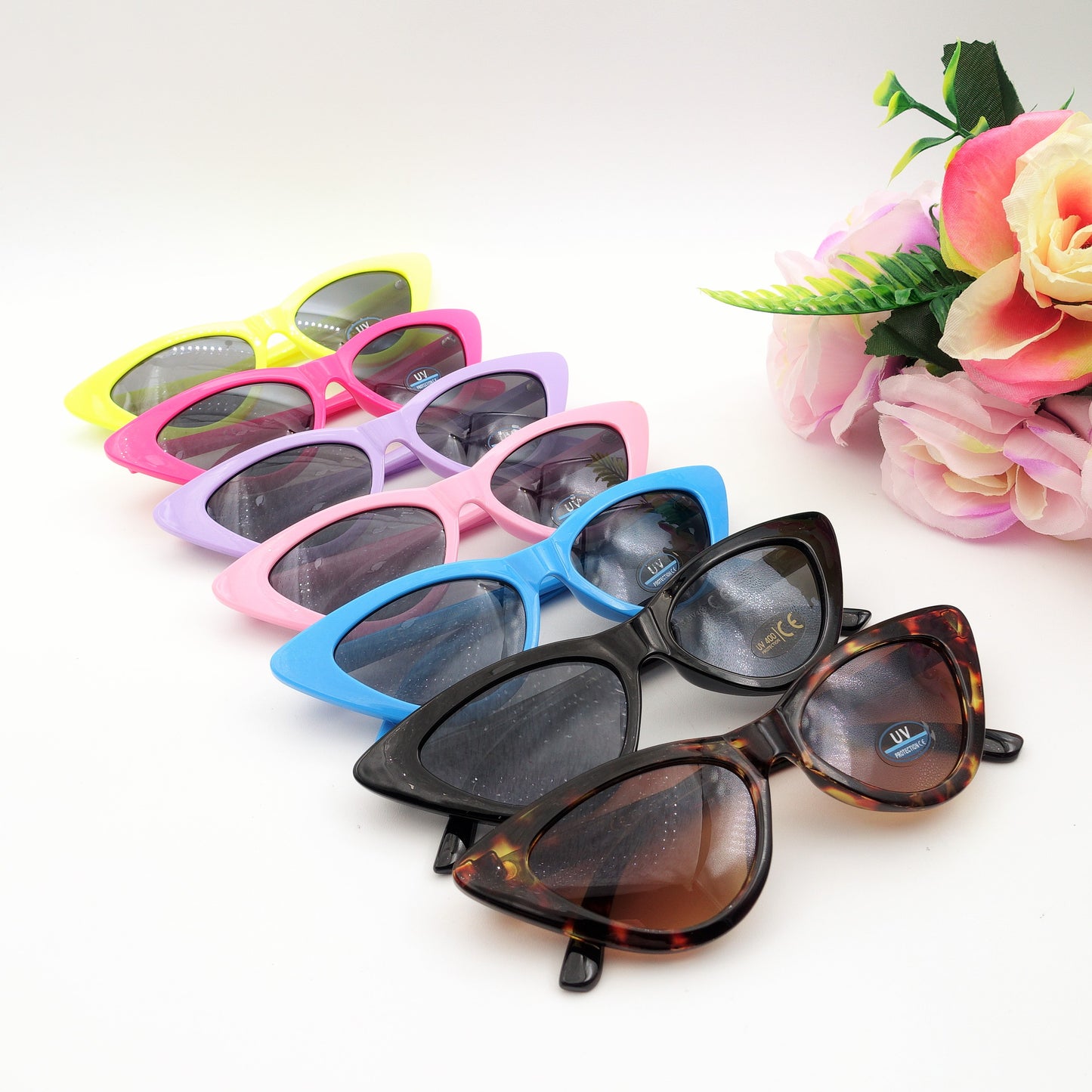 ARYA - Occhiali da sole CATEYE UV400 con custodia