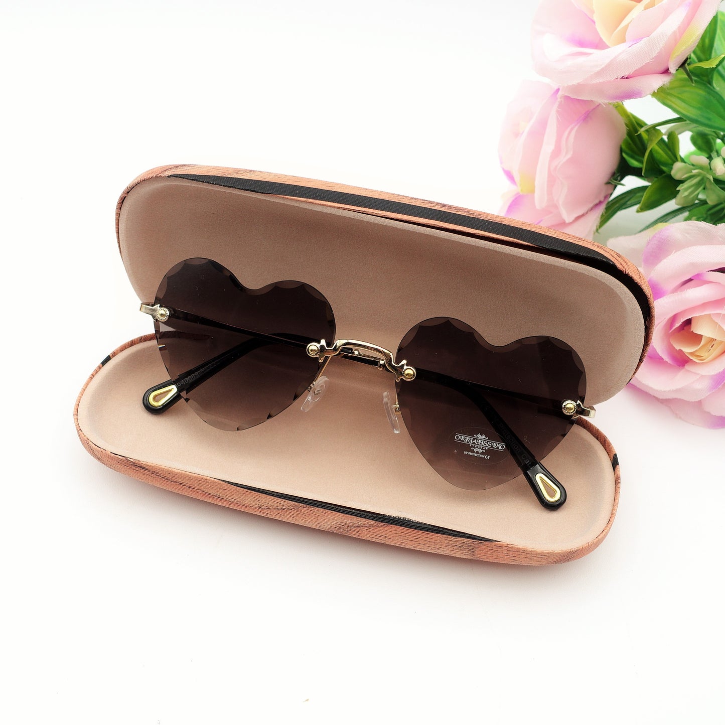 ADELINE - Occhiali da sole a cuore UV400 con custodia