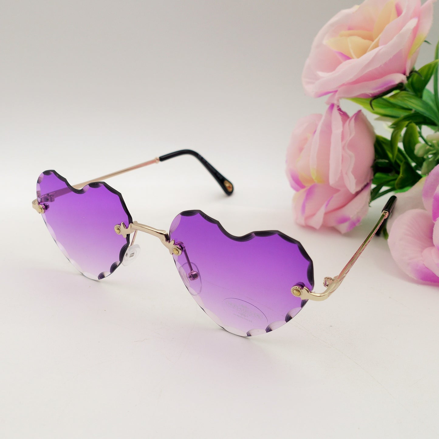 ADELINE - Occhiali da sole a cuore UV400 con custodia