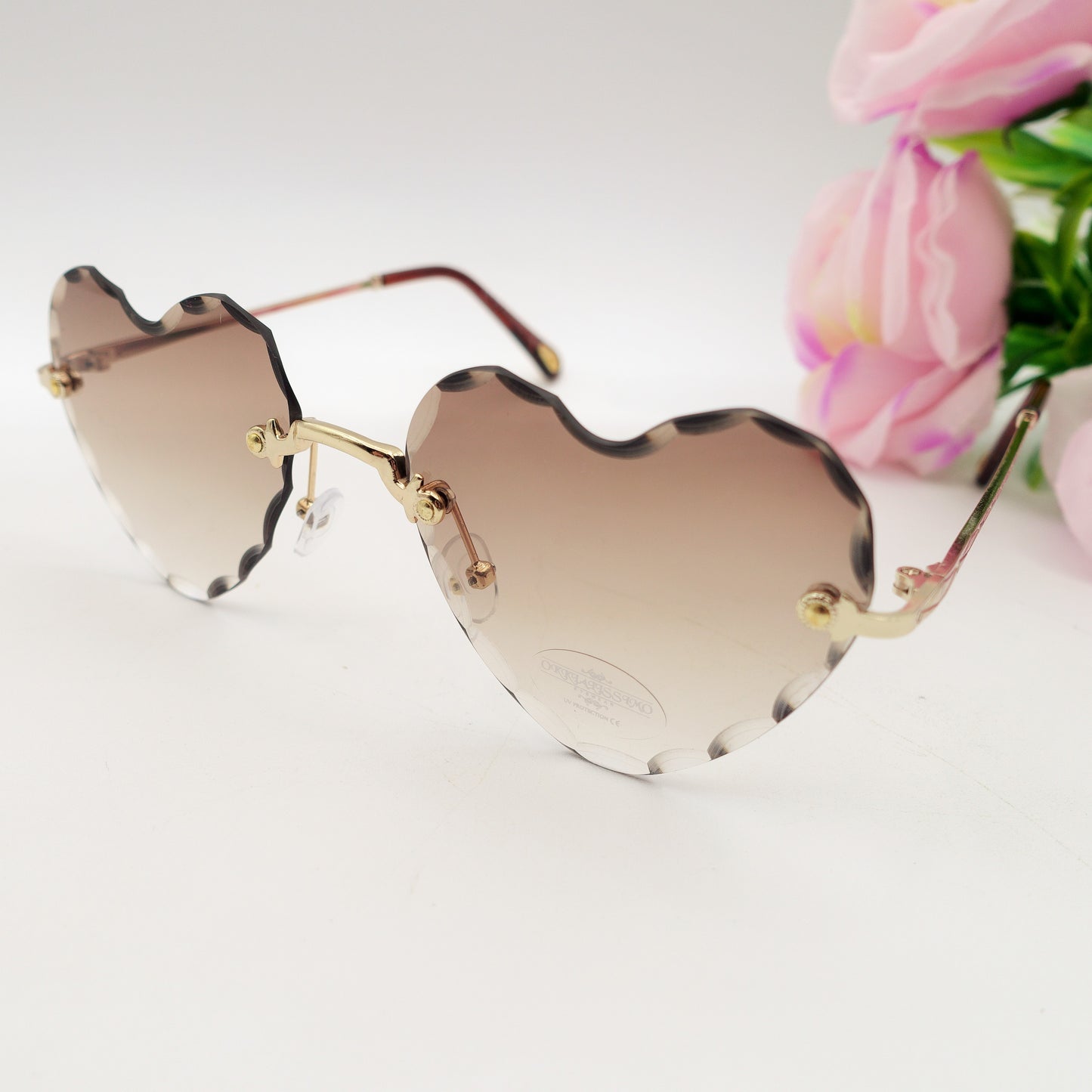 ADELINE - Occhiali da sole a cuore UV400 con custodia