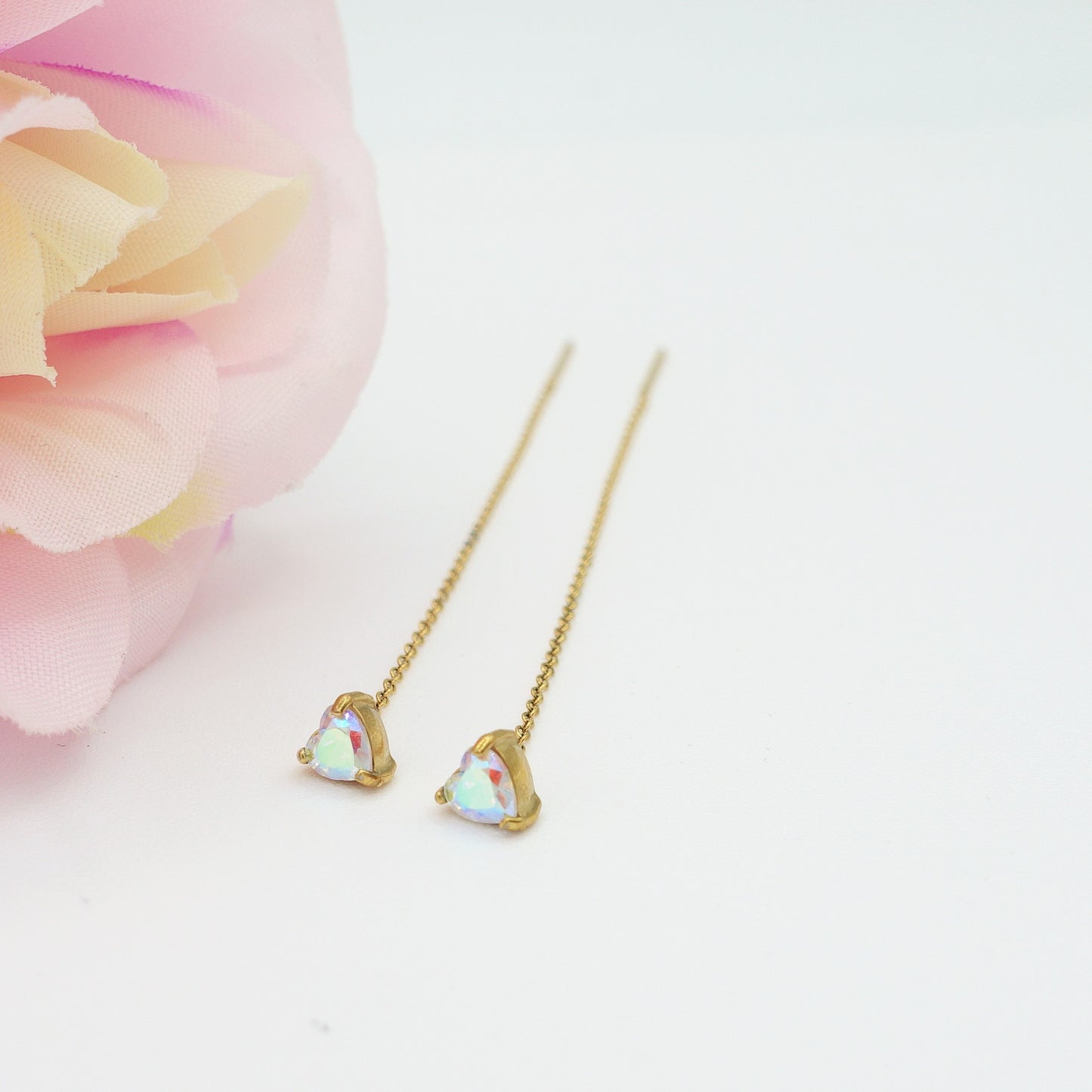 SHINY CUORE Rainbow - Acciaio inossidabile ~ PAIO Orecchini filo pendenti con cubic zirconia a cuore - Saliscendi -