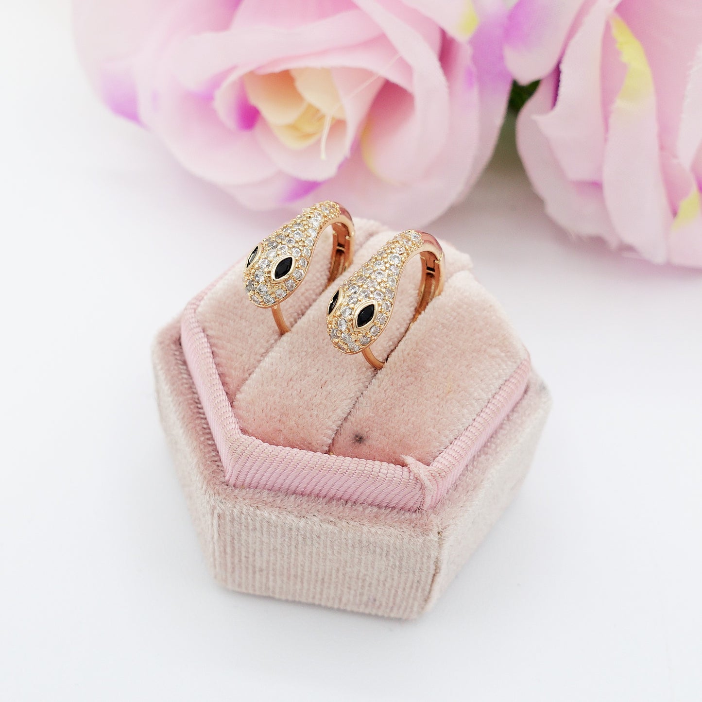 BELINDA- Orecchini cerchi serpente cubic zirconia