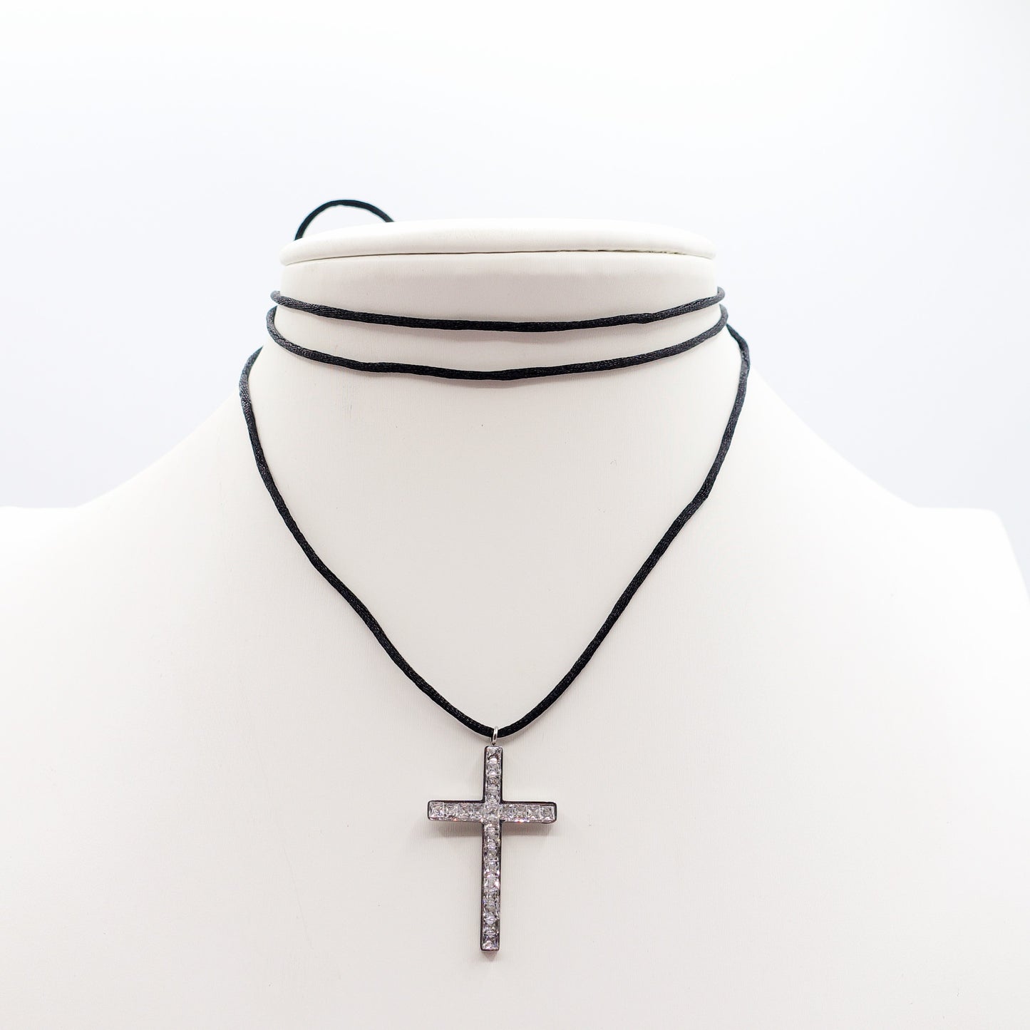 FANNY FLUO - ACCIAIO INOSSIDABILE - Collana cordino seta con croce zirconata