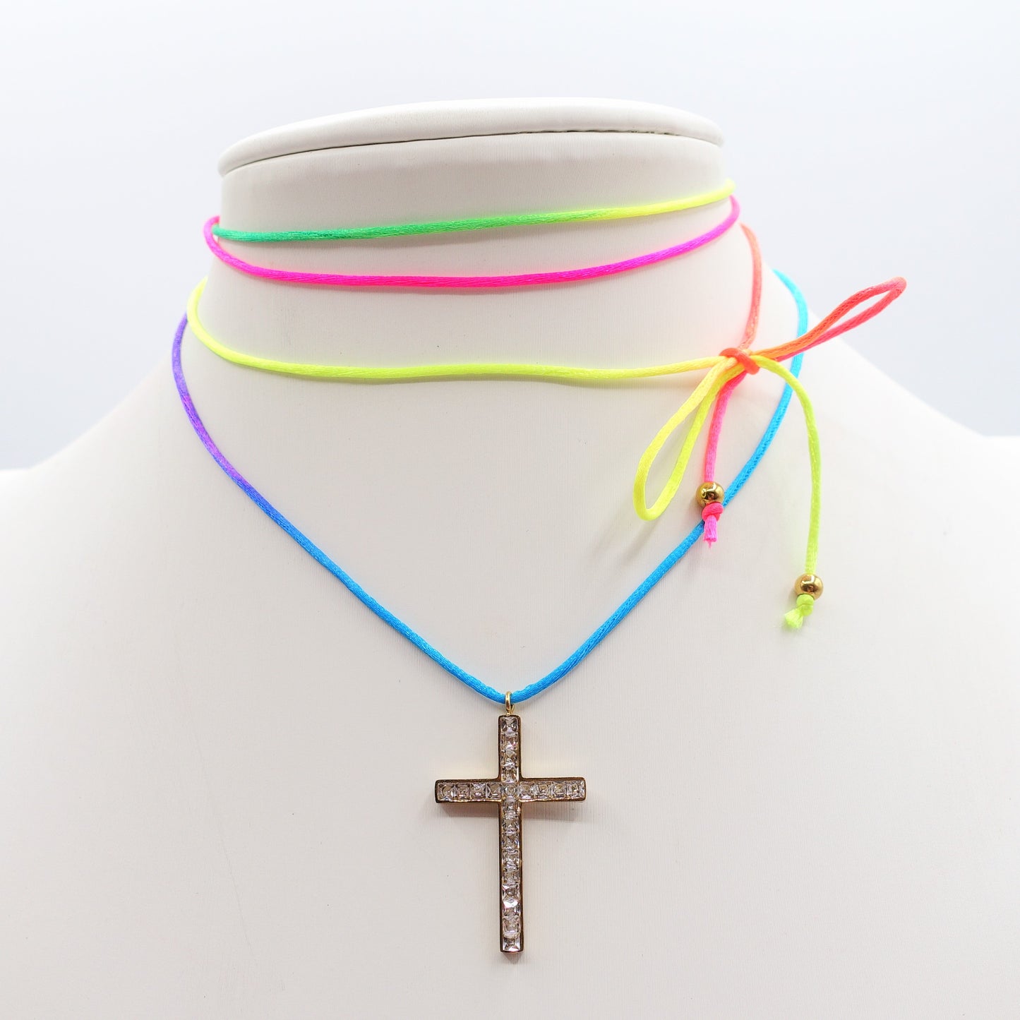 FANNY FLUO - ACCIAIO INOSSIDABILE - Collana cordino seta con croce zirconata
