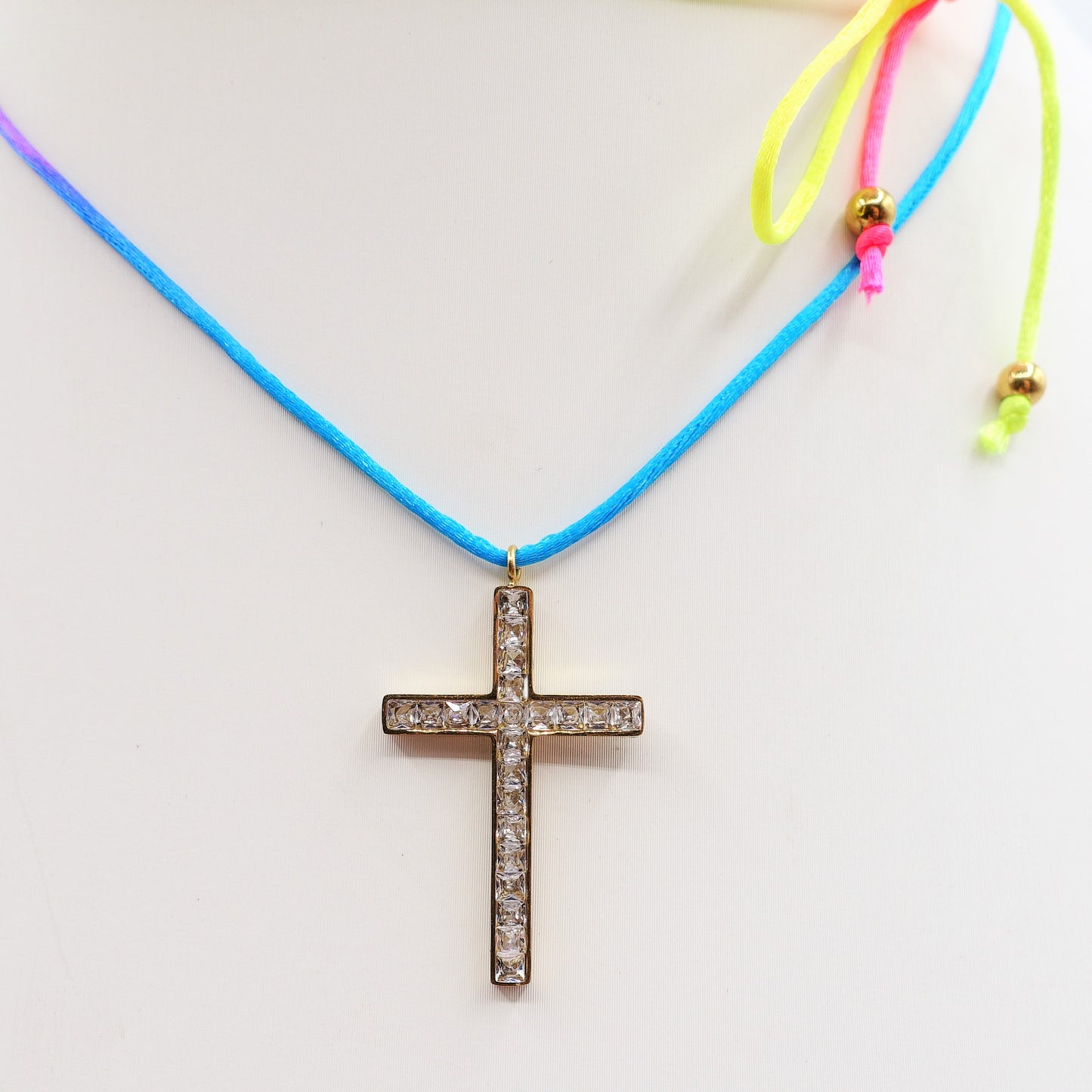 FANNY FLUO - ACCIAIO INOSSIDABILE - Collana cordino seta con croce zirconata