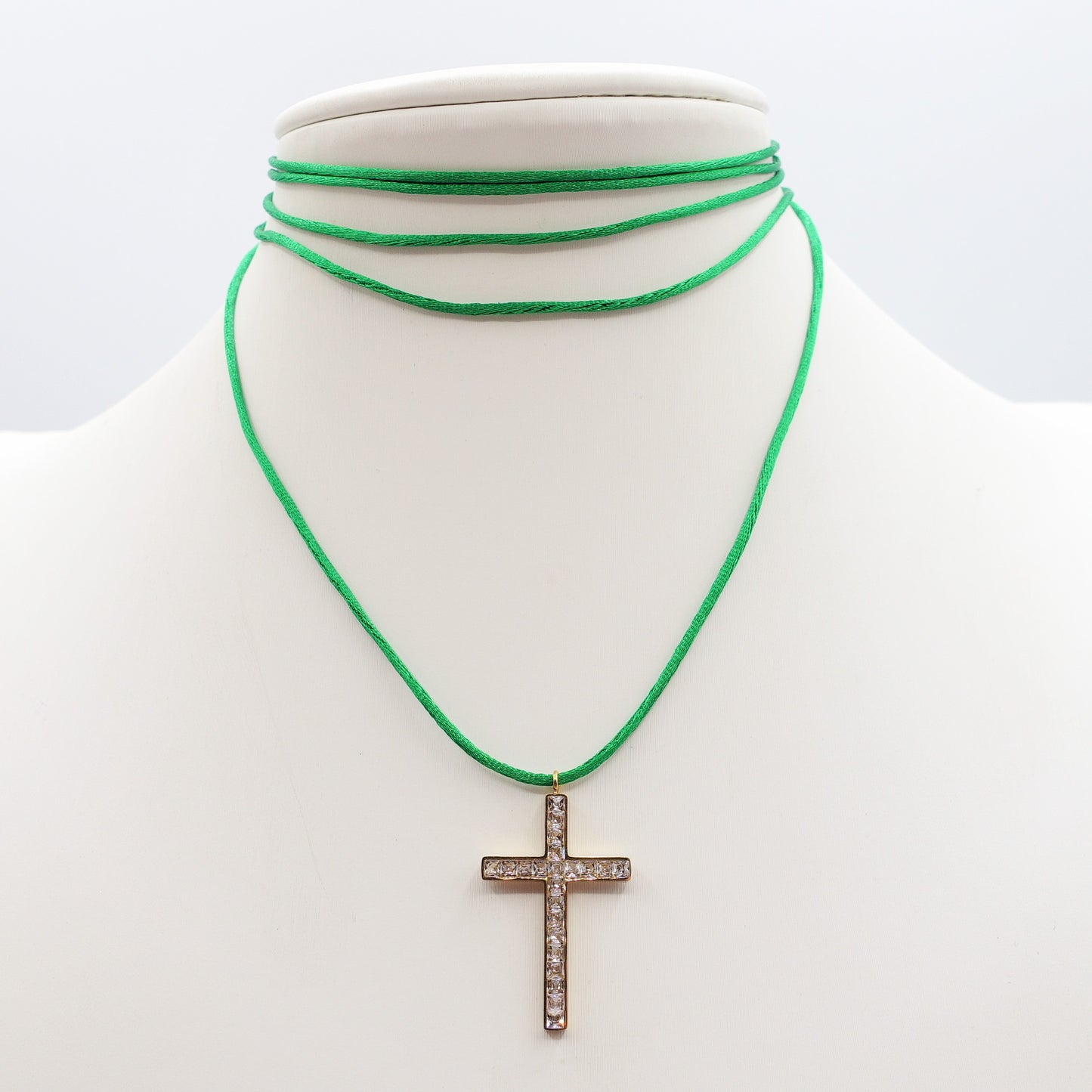 FANNY FLUO - ACCIAIO INOSSIDABILE - Collana cordino seta con croce zirconata