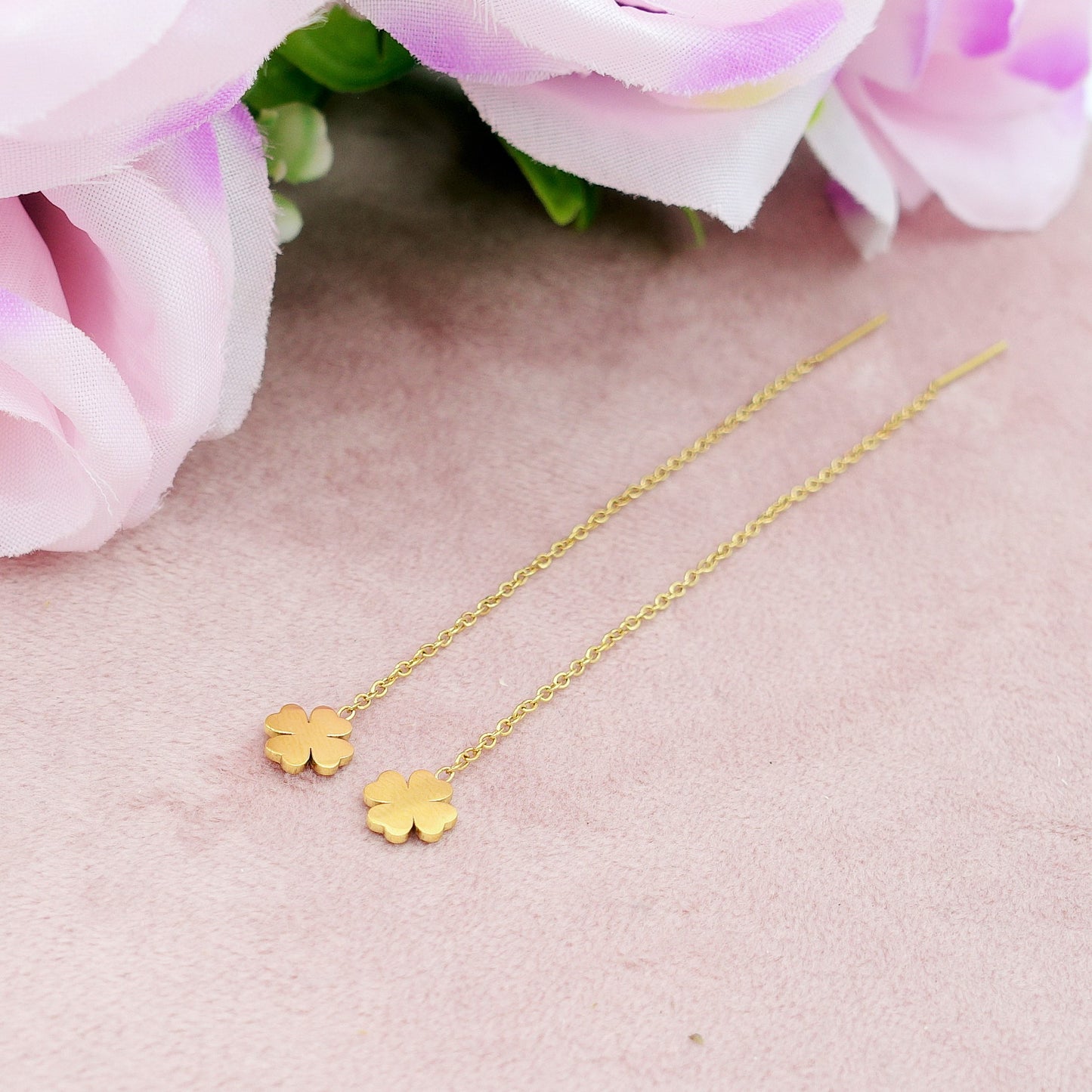 SHINY CLOVER - ACCIAIO inossidabile ~ Paio Orecchini filo pendenti con cubic zirconia - saliscendi