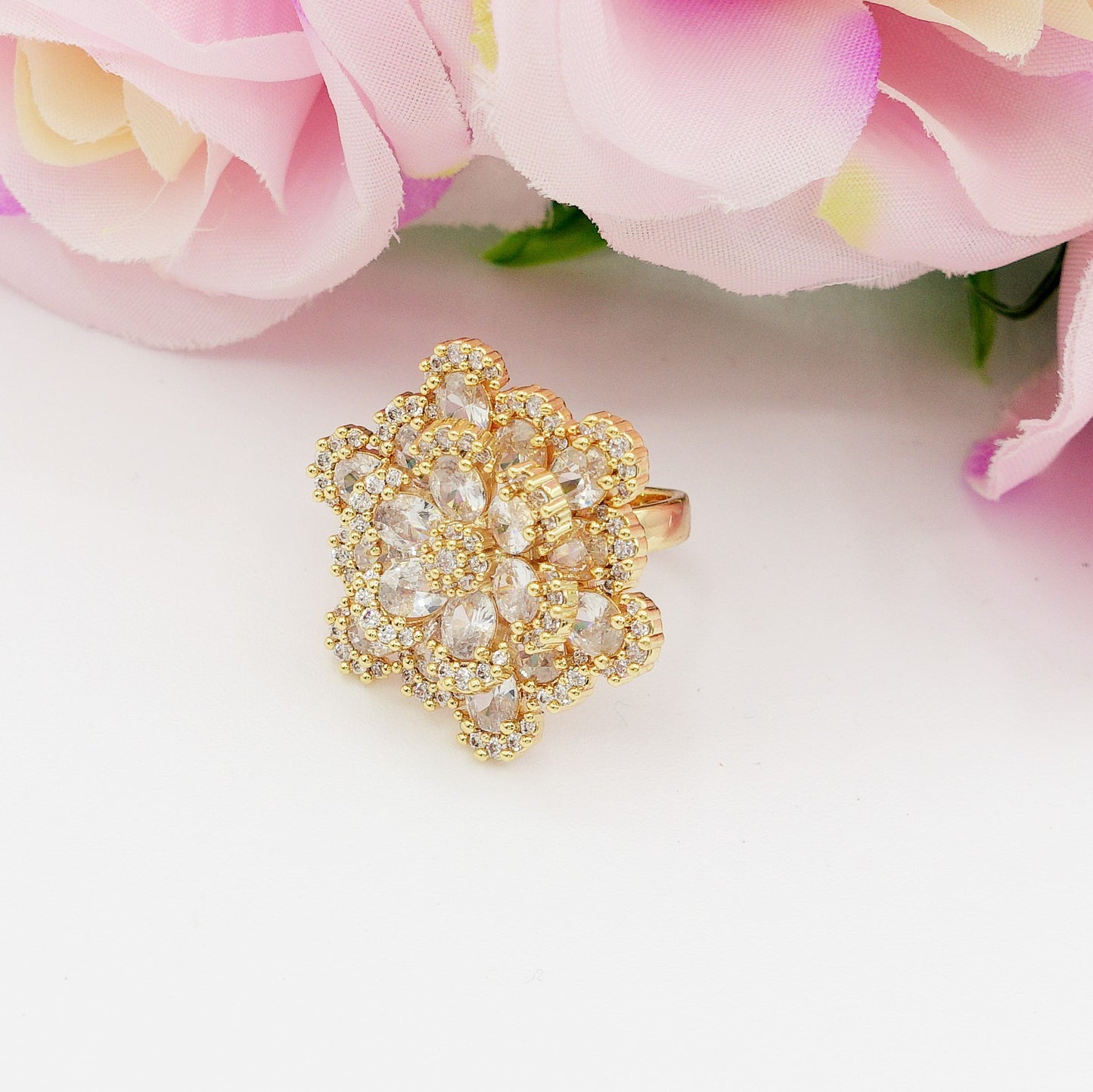CAMELIA CRYSTAL RING - XL - Anello regolabile con fiore zirconato in Cubic Zirconia