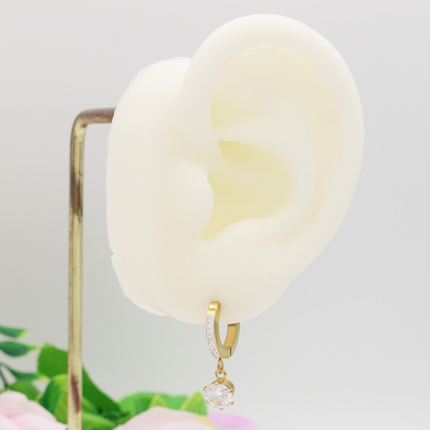 CRYSTAL - ACCIAIO INOSSIDABILE ~ Paio Orecchini mini cerchi con solitario cubic zirconia