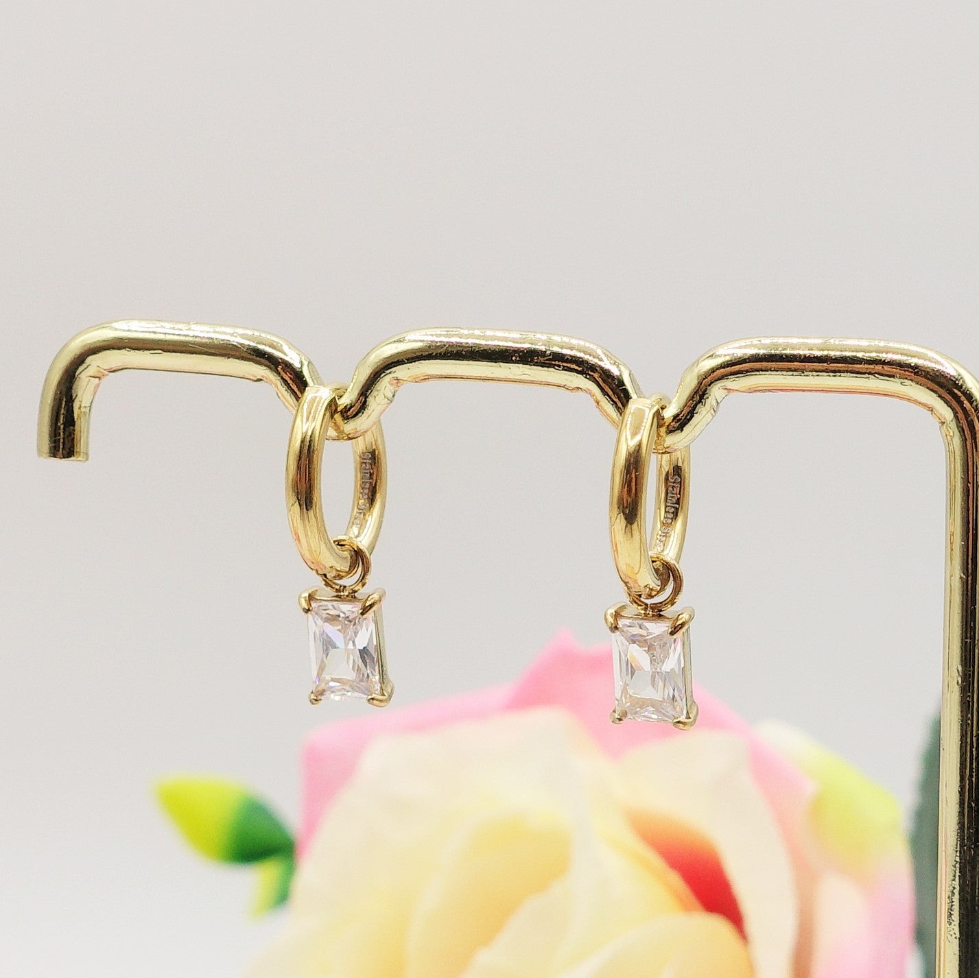 NATALIE - acciaio inossidabile - Paio Orecchini con pendente cubic zirconia taglio baguette