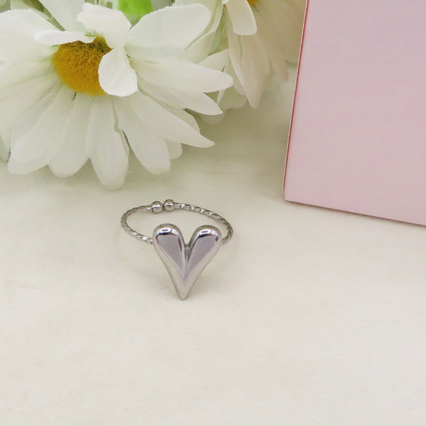 ALMA ~ Anello cuore appuntito ACCIAIO INOSSIDABILE