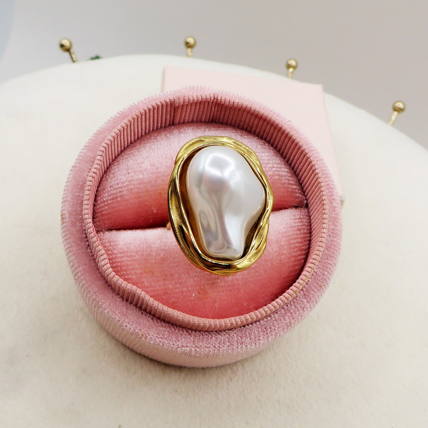IRIS BAROQUE PEARL - Anello regolabile in ACCIAIO inossidabile con perla maxi barocca