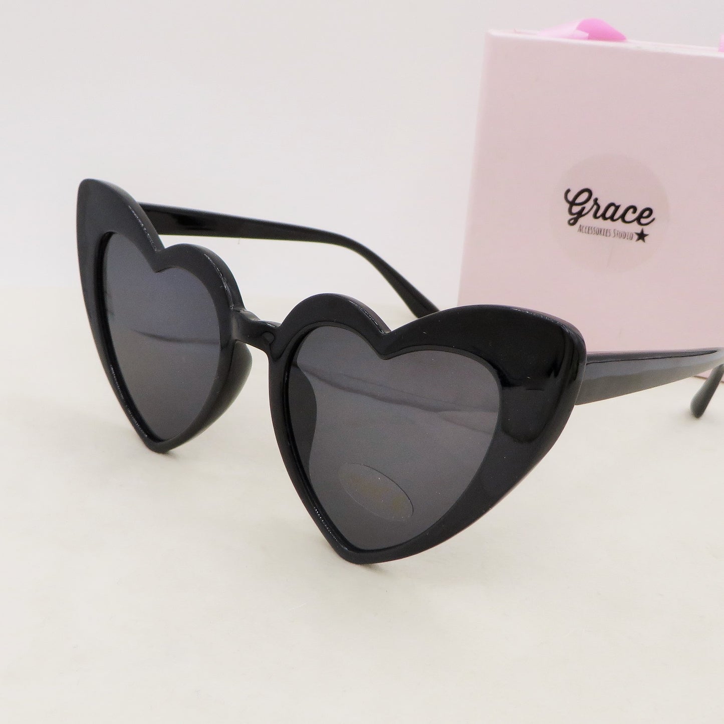 BETH - Occhiali da sole a cuore UV400 con custodia