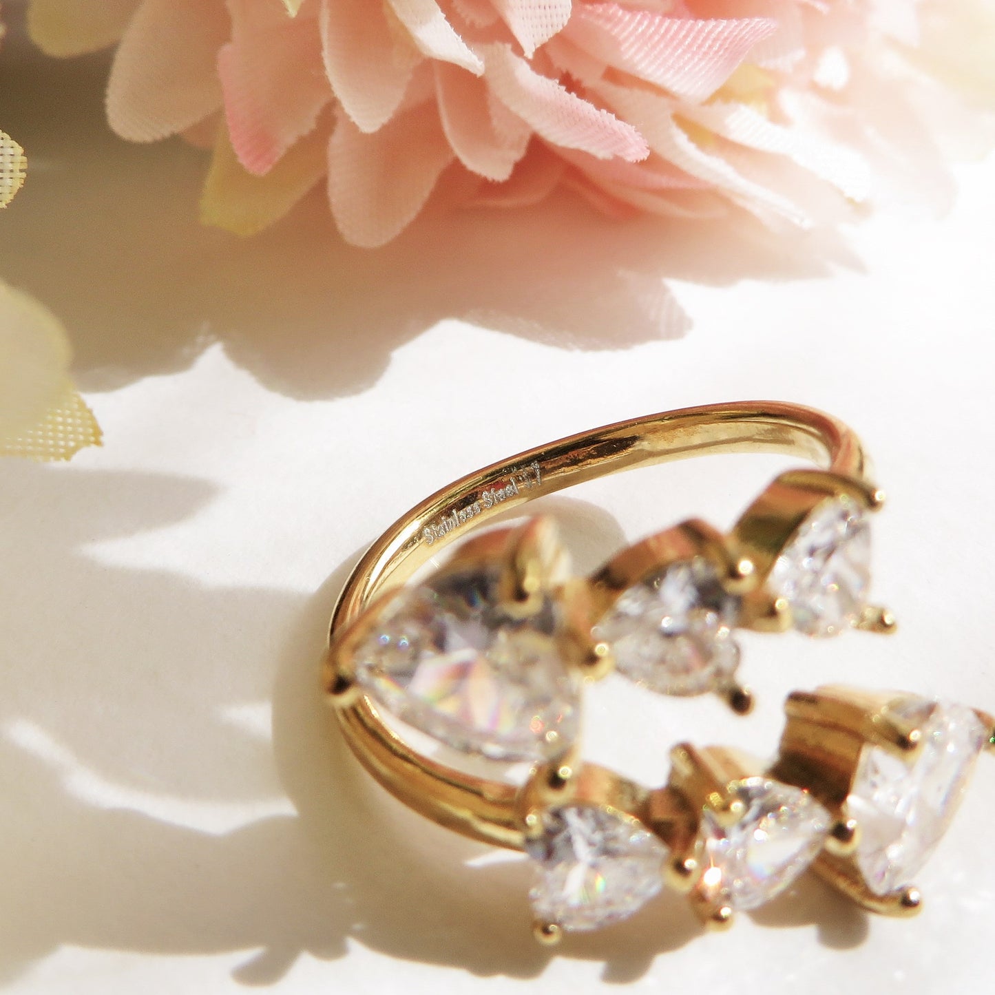 CHERIE Contrariè - Anello regolabile in ACCIAIO inossidabile con cubic zirconia a forma di cuore contrariè