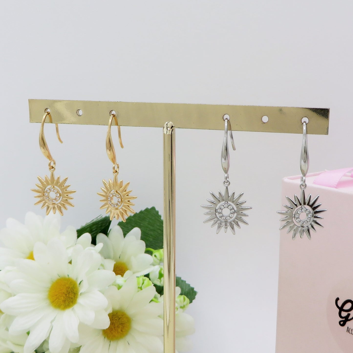YOU'RE MY SUN monachella ~ Orecchini a monachella con sole e cubic zirconia in acciaio inossidabile