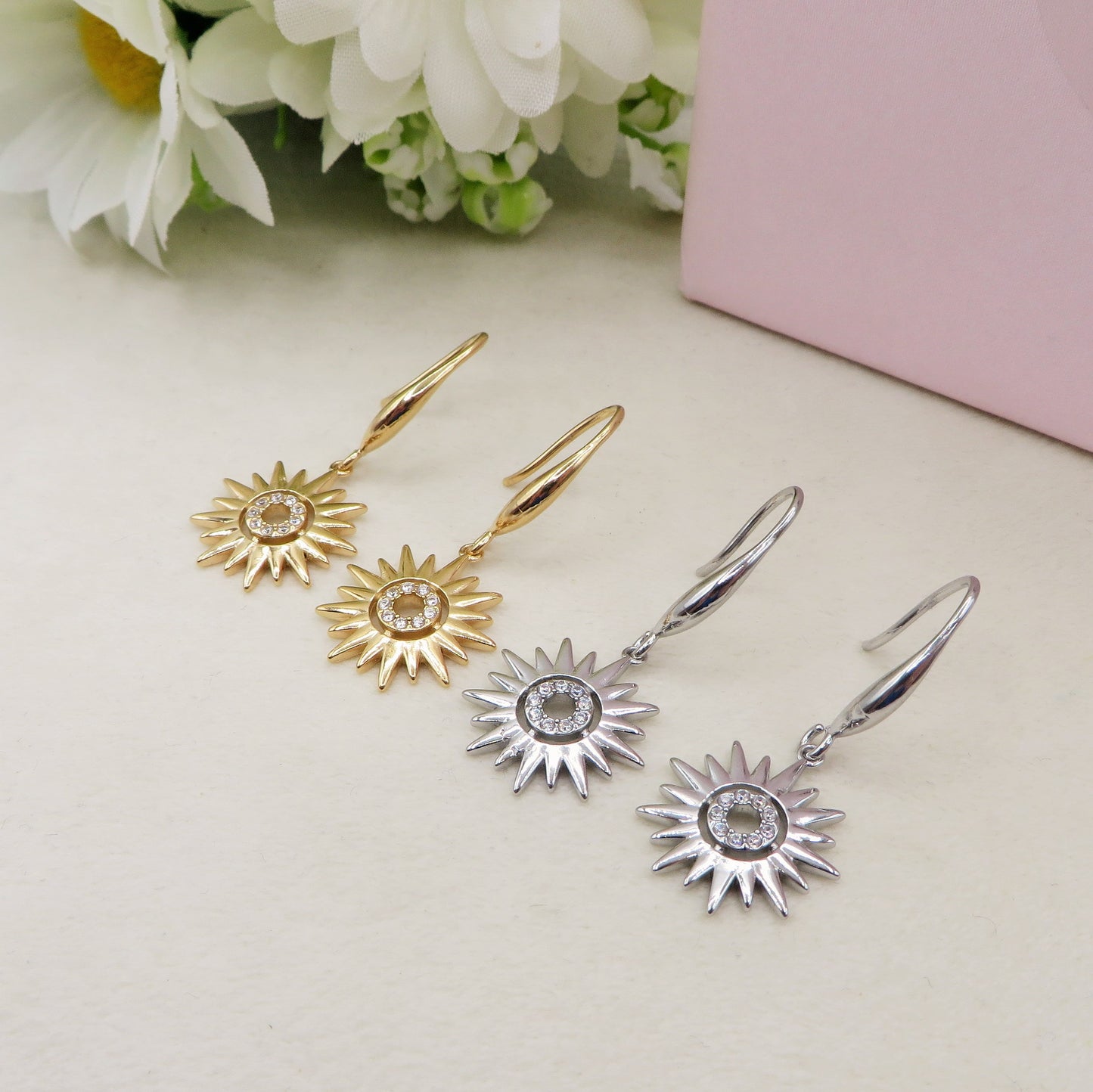 YOU'RE MY SUN monachella ~ Orecchini a monachella con sole e cubic zirconia in acciaio inossidabile