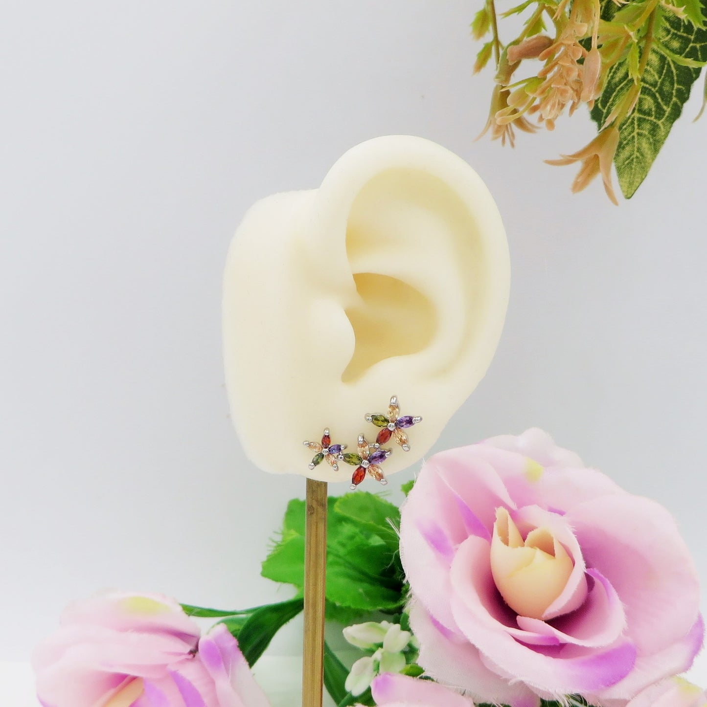 MILLIE ~ Orecchini flowers con cubic zirconia