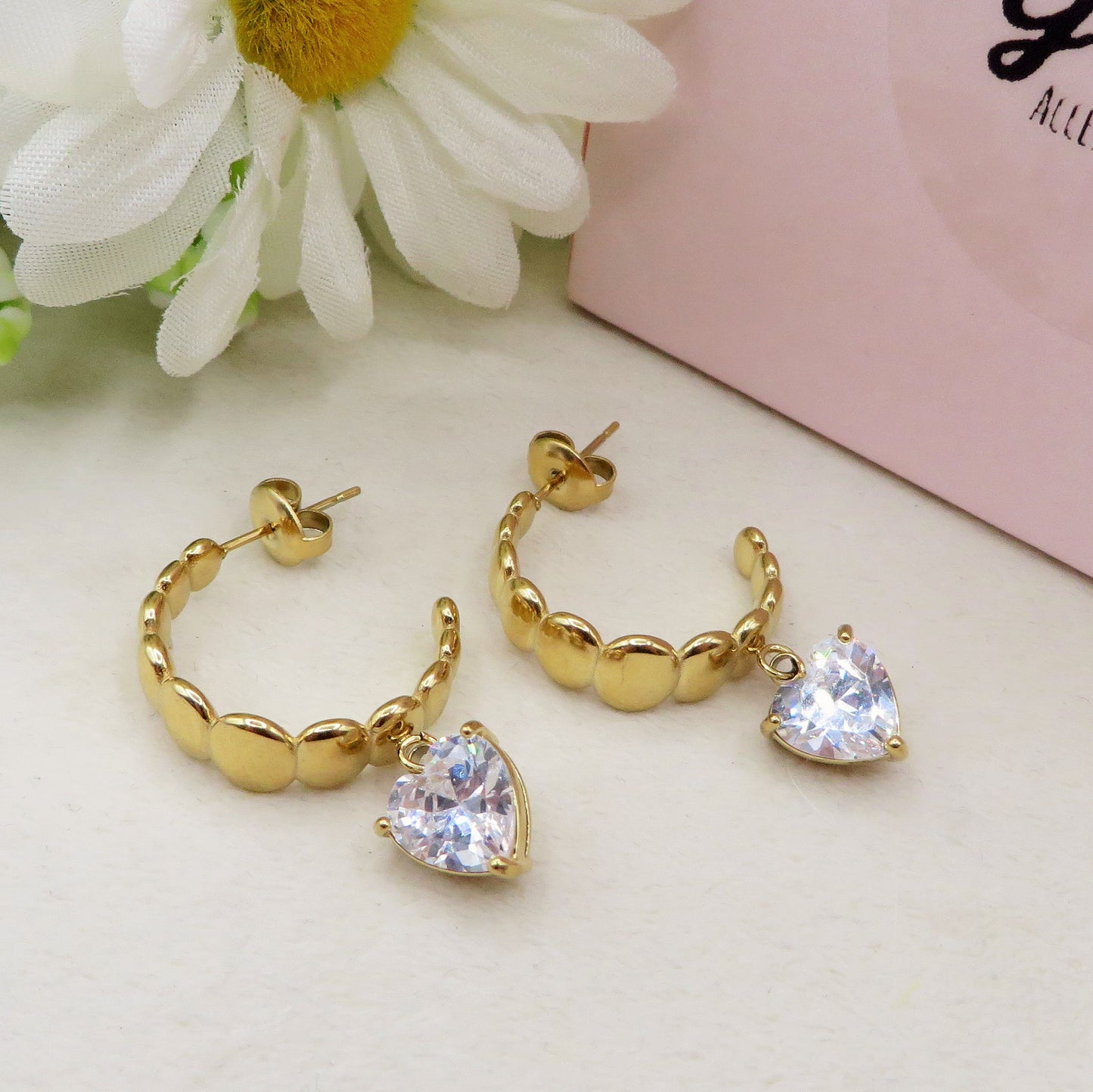 LUCY - ACCIAIO INOSSIDABILE - Paio Orecchini hoops pendenti in cubic zirconia a forma di cuore