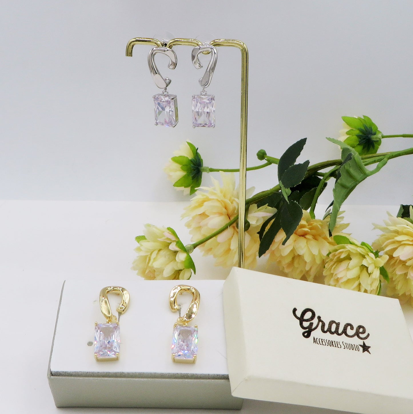 AGATA ~ Orecchini pendenti con maxi pietra Cubic Zirconia