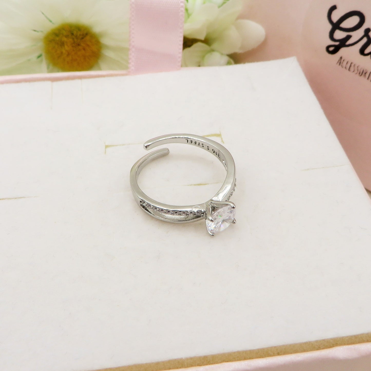 Solitario CLASSY CRYSTAL - Anello regolabile in ACCIAIO inossidabile con cubic zirconia