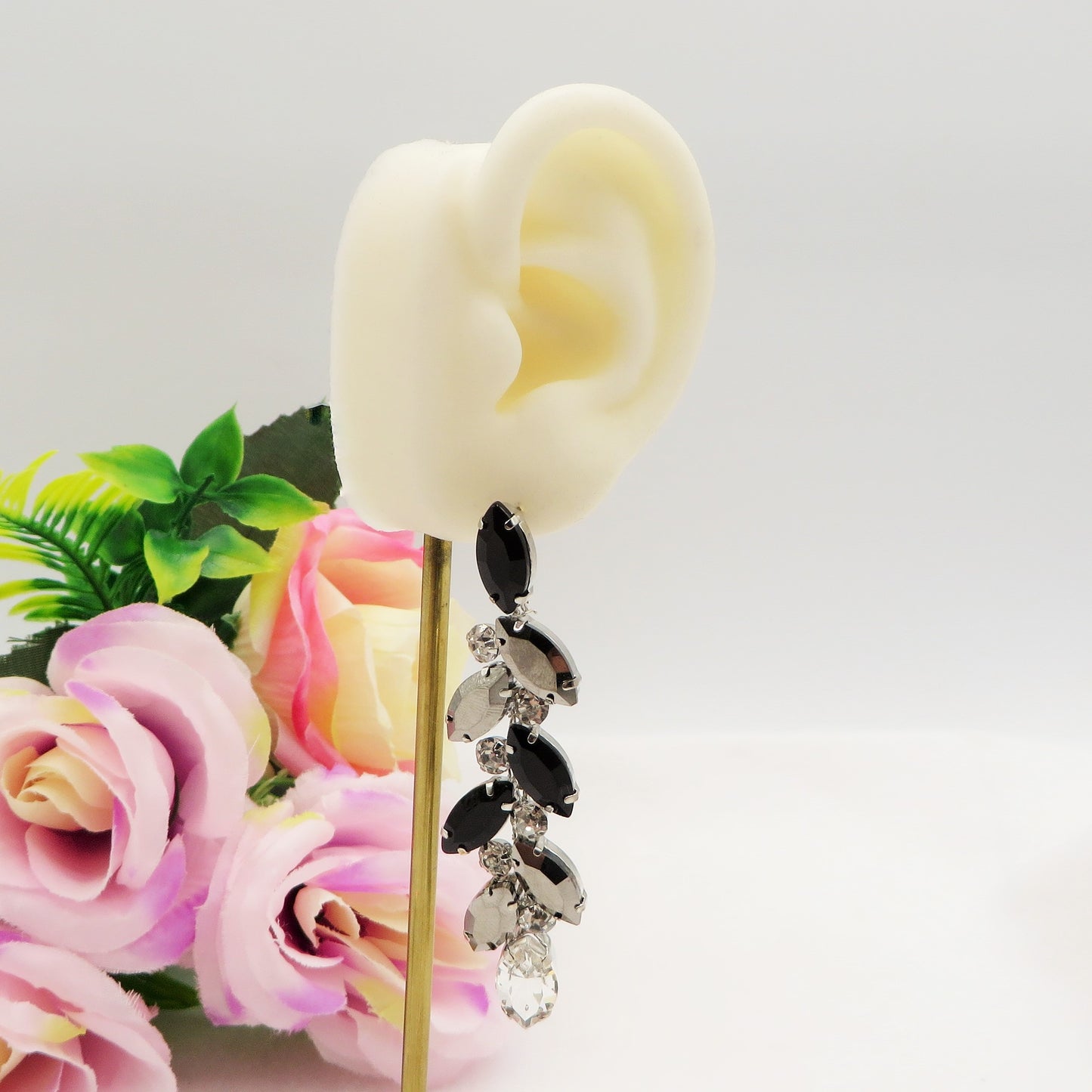 ALYSSA - Orecchini pendenti con pietre sfaccettate e Cubic Zirconia
