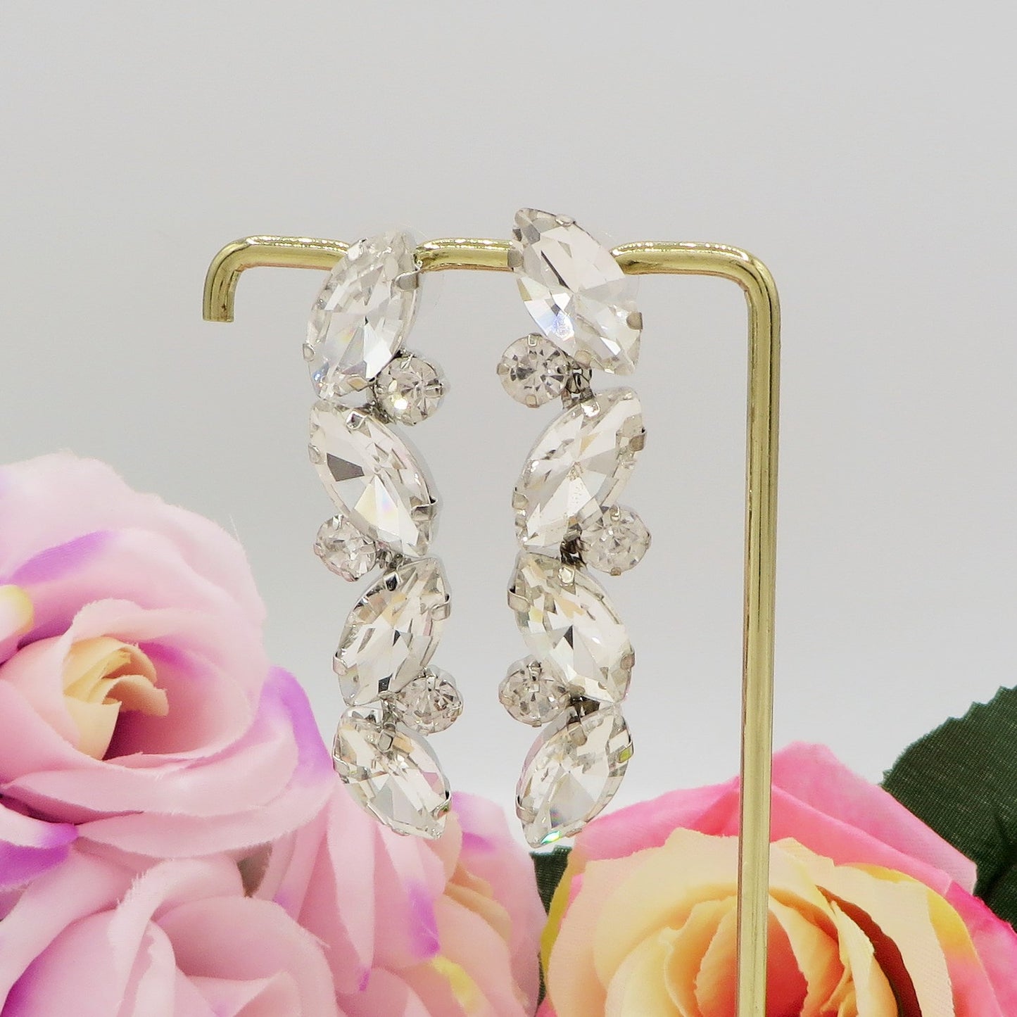 COLETTE - Orecchini pendenti con pietre sfaccettate e Cubic Zirconia