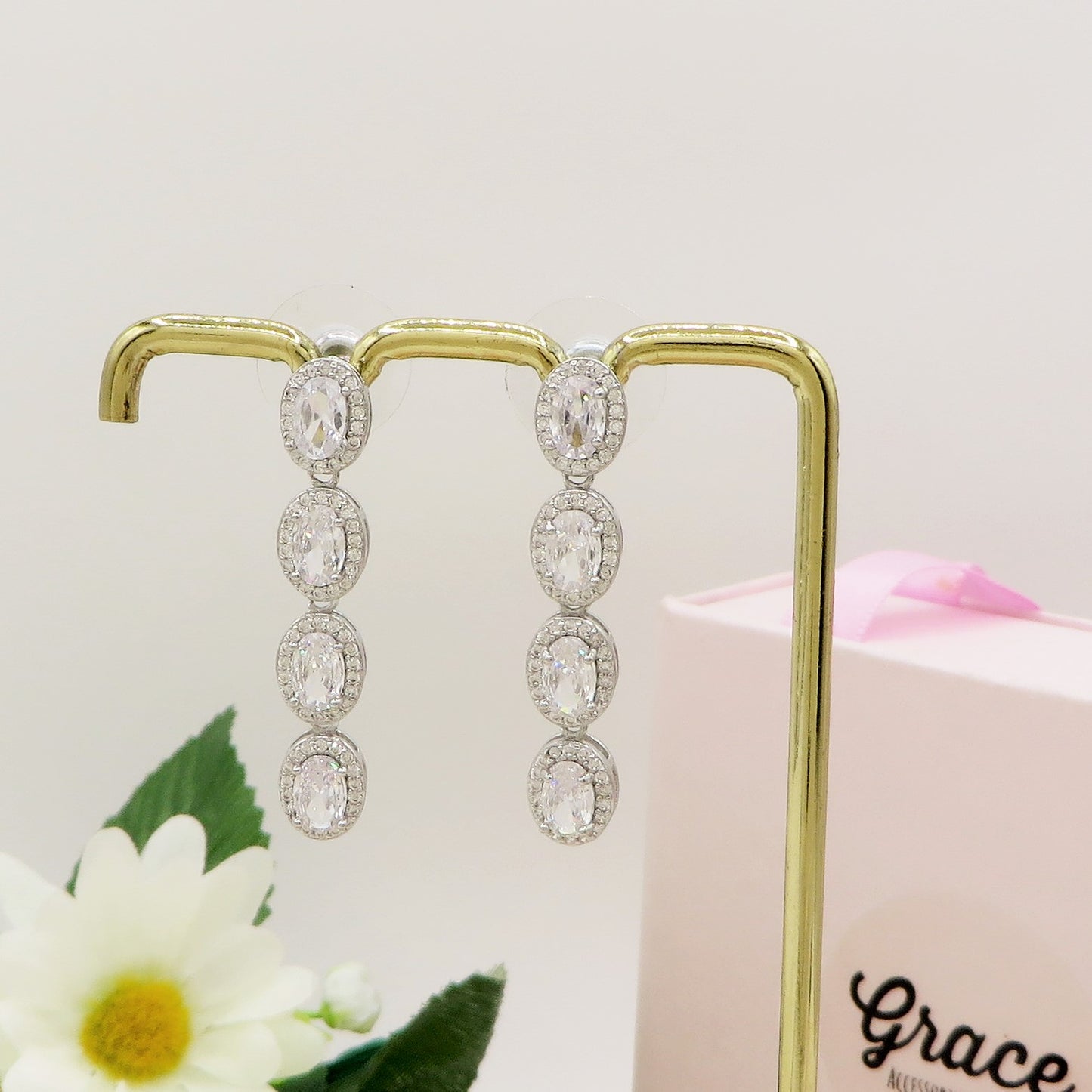 LENA PENDENTI ~ Orecchini in Cubic Zirconia rotondo