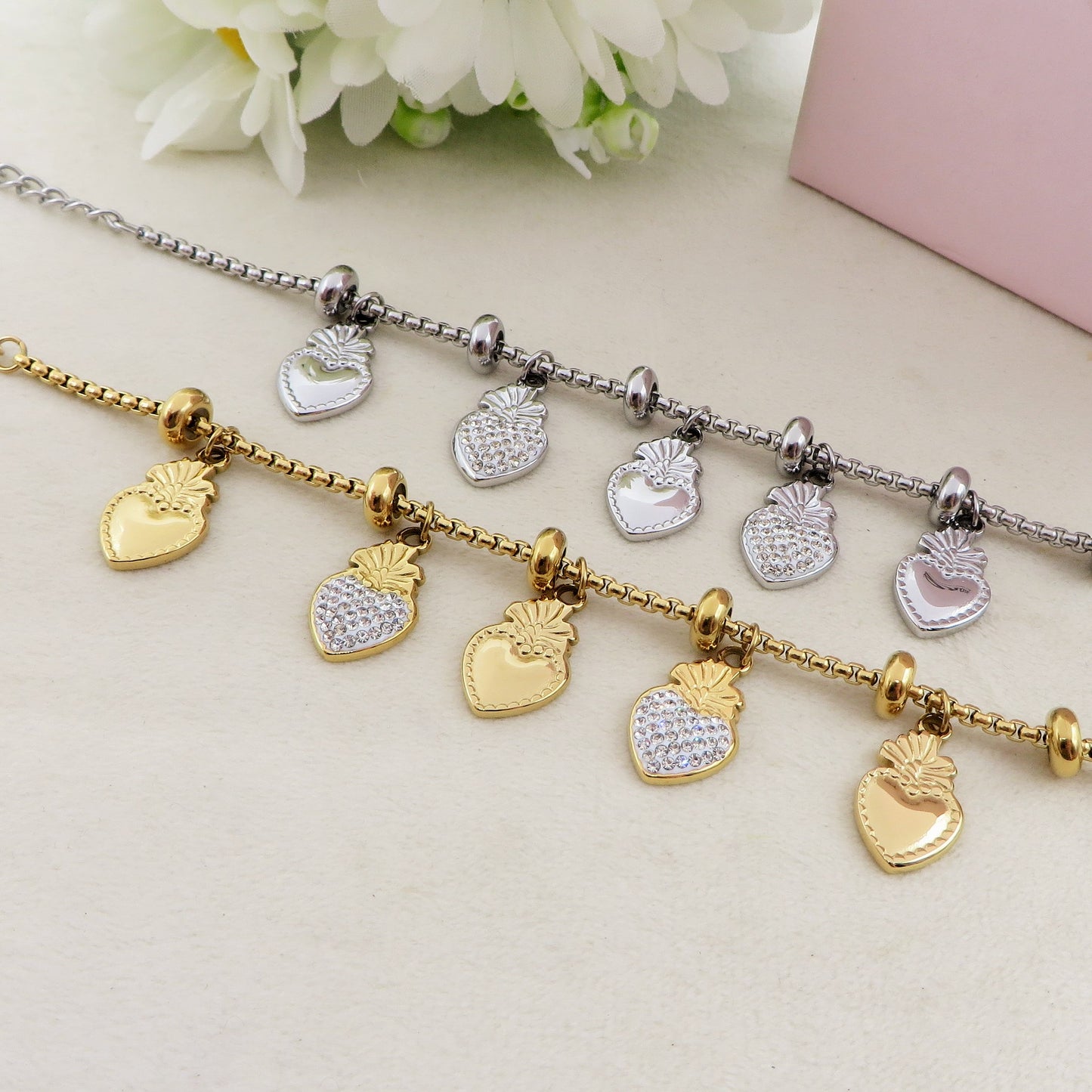 SACRED CRYSTAL - Bracciale con pendenti cuore sacro zirconati e lisci ACCIAIO INOSSIDABILE