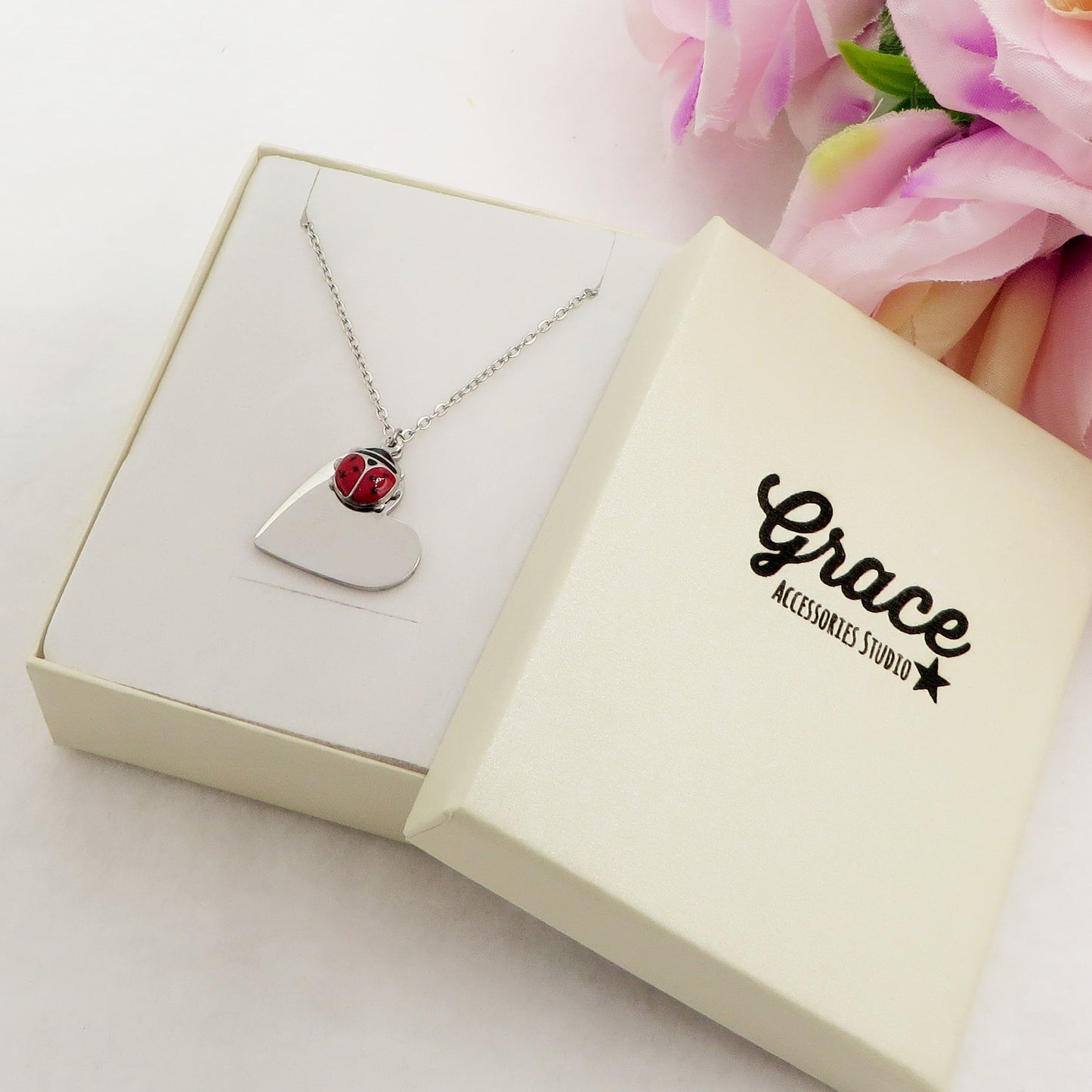 LUCKY HEART ~ ACCIAIO INOSSIDABILE - Collana cuore lucente + coccinella portafortuna