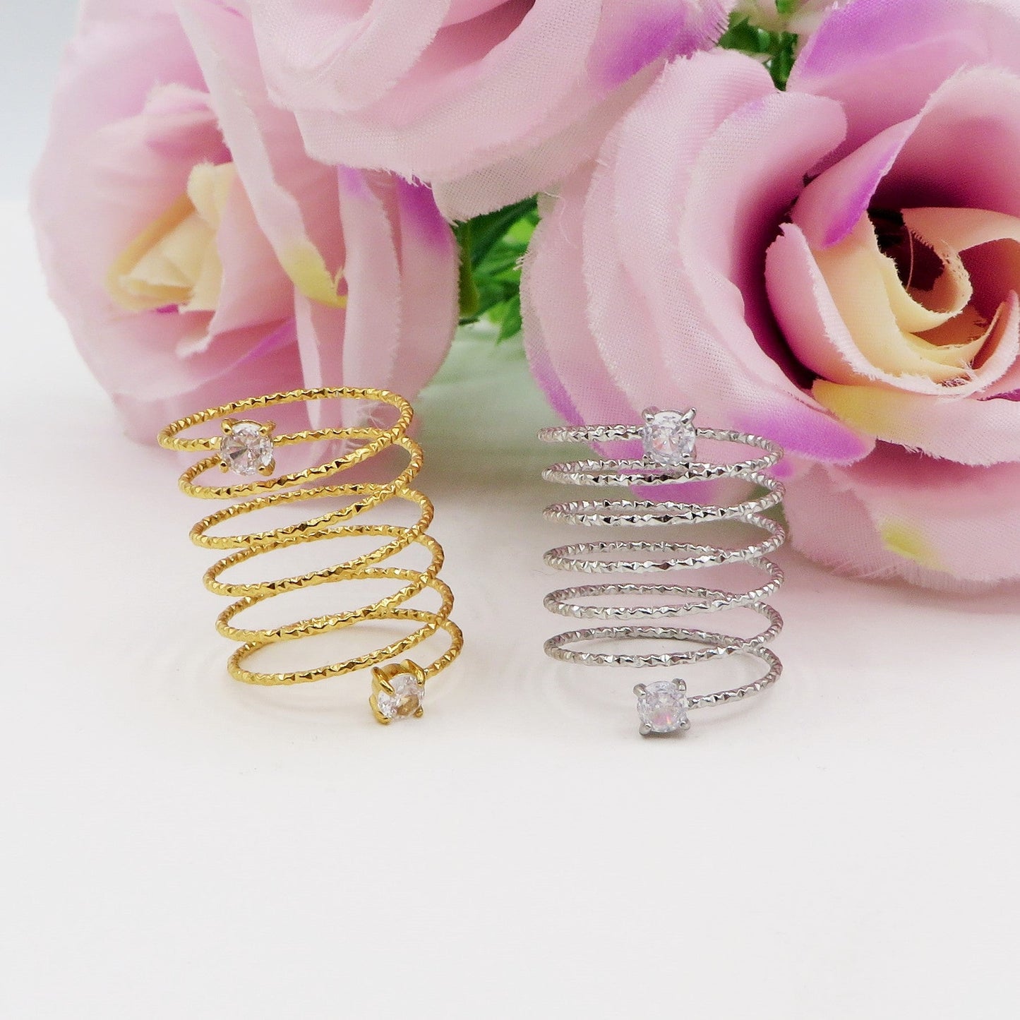 ANITA ~ Anello a spirale regolabile in ACCIAIO INOSSIDABILE con cubic zirconia