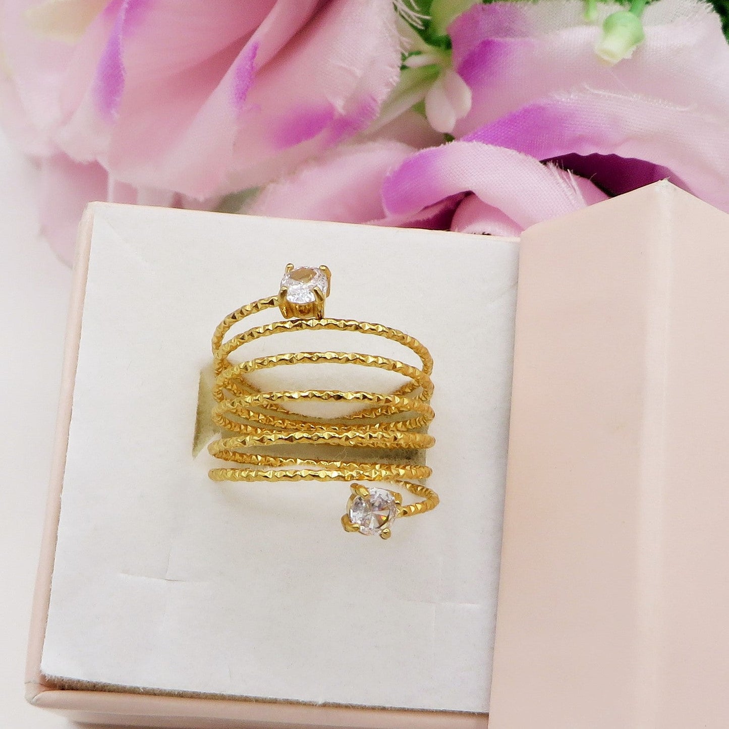ANITA ~ Anello a spirale regolabile in ACCIAIO INOSSIDABILE con cubic zirconia