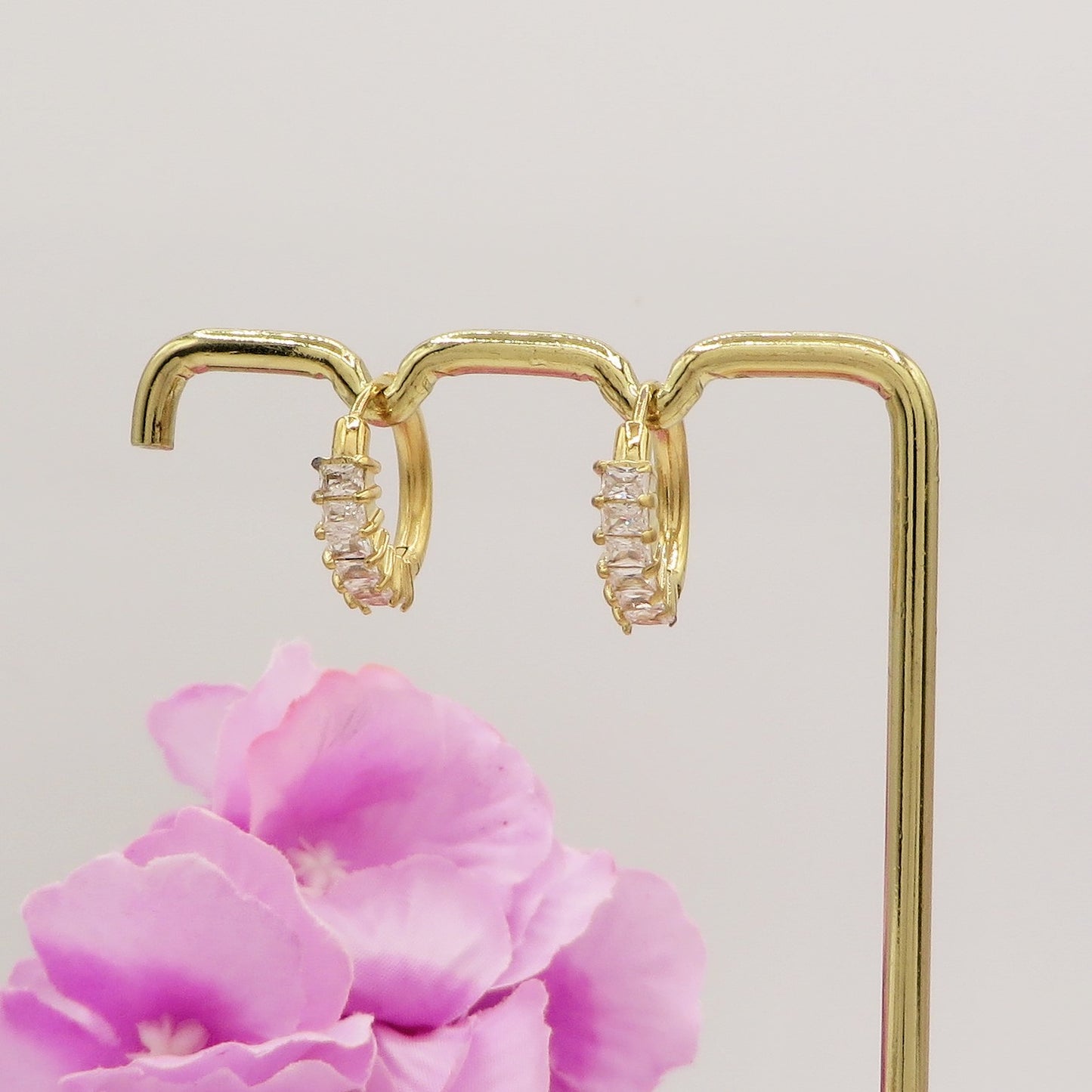JULIANNE hoops rainbow - acciaio inossidabile- Orecchini mioni cerchio in cubic zirconia taglio baguette
