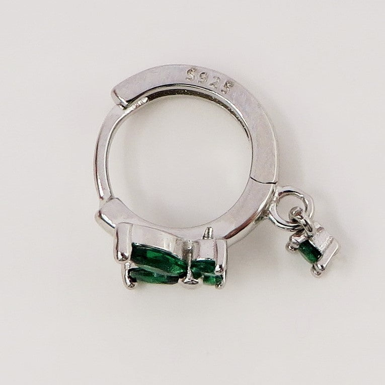 BUTTERFLY HOOP ~ Orecchino ARGENTO 925 cerchietto con farfalla in cubic zirconia ~ Mono orecchino