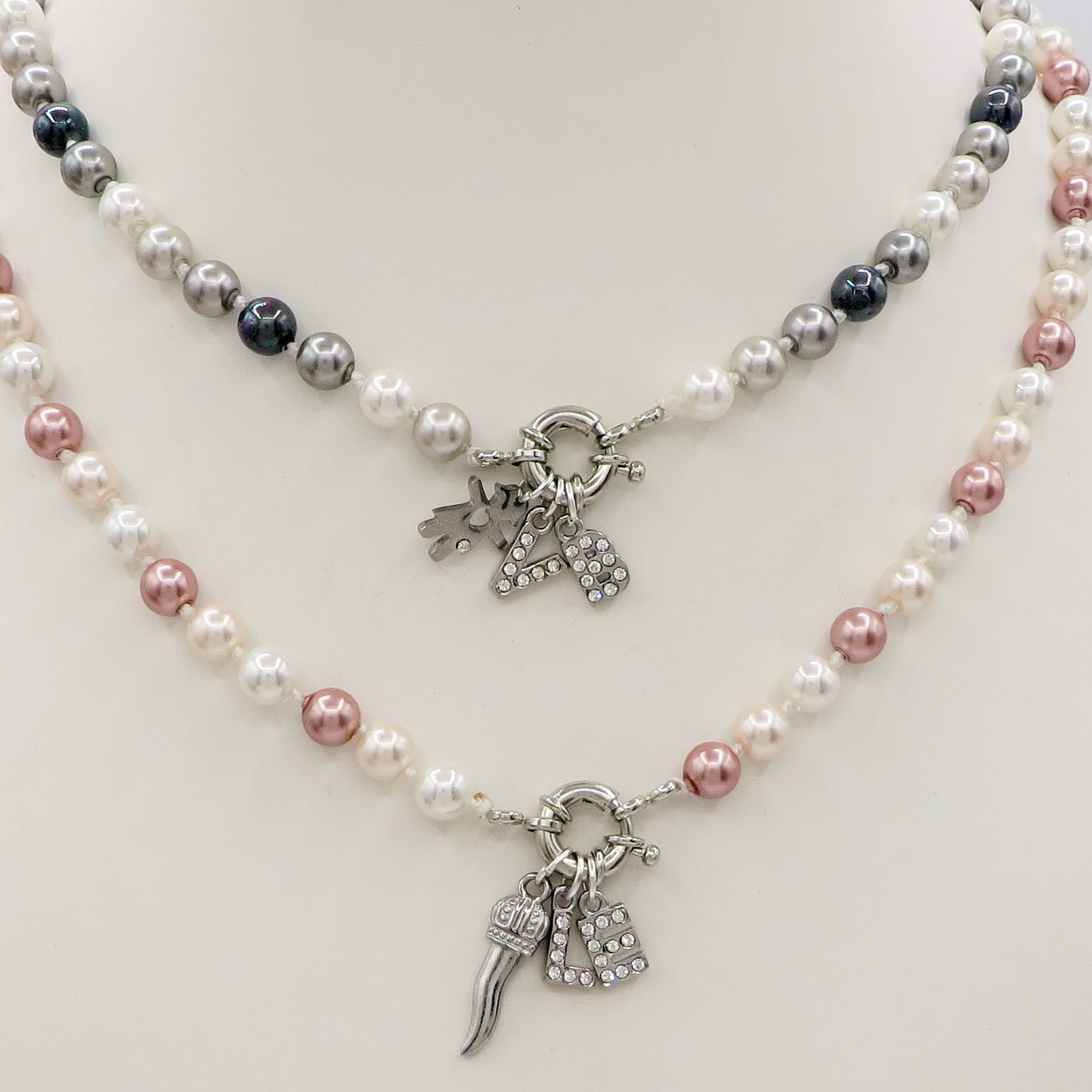 Collana perla bicolor PERSONALIZZATA ~ Timone con Doppia INIZIALE Zirconata in Acciaio inossidabile