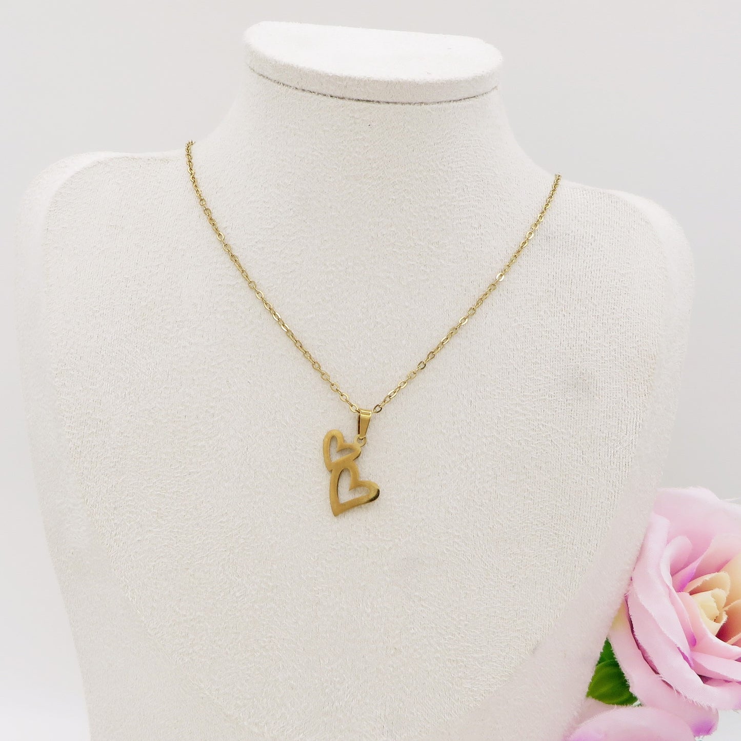 ROSHANA SET ~ ACCIAIO INOSSIDABILE Collana e orecchini lobo doppio cuore