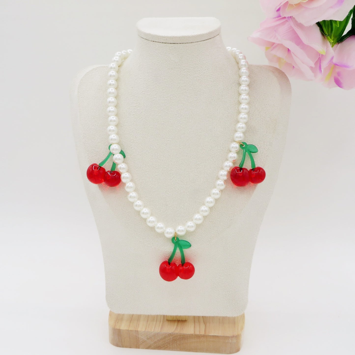 CHERRIES - Collana perle e charms ciliegie