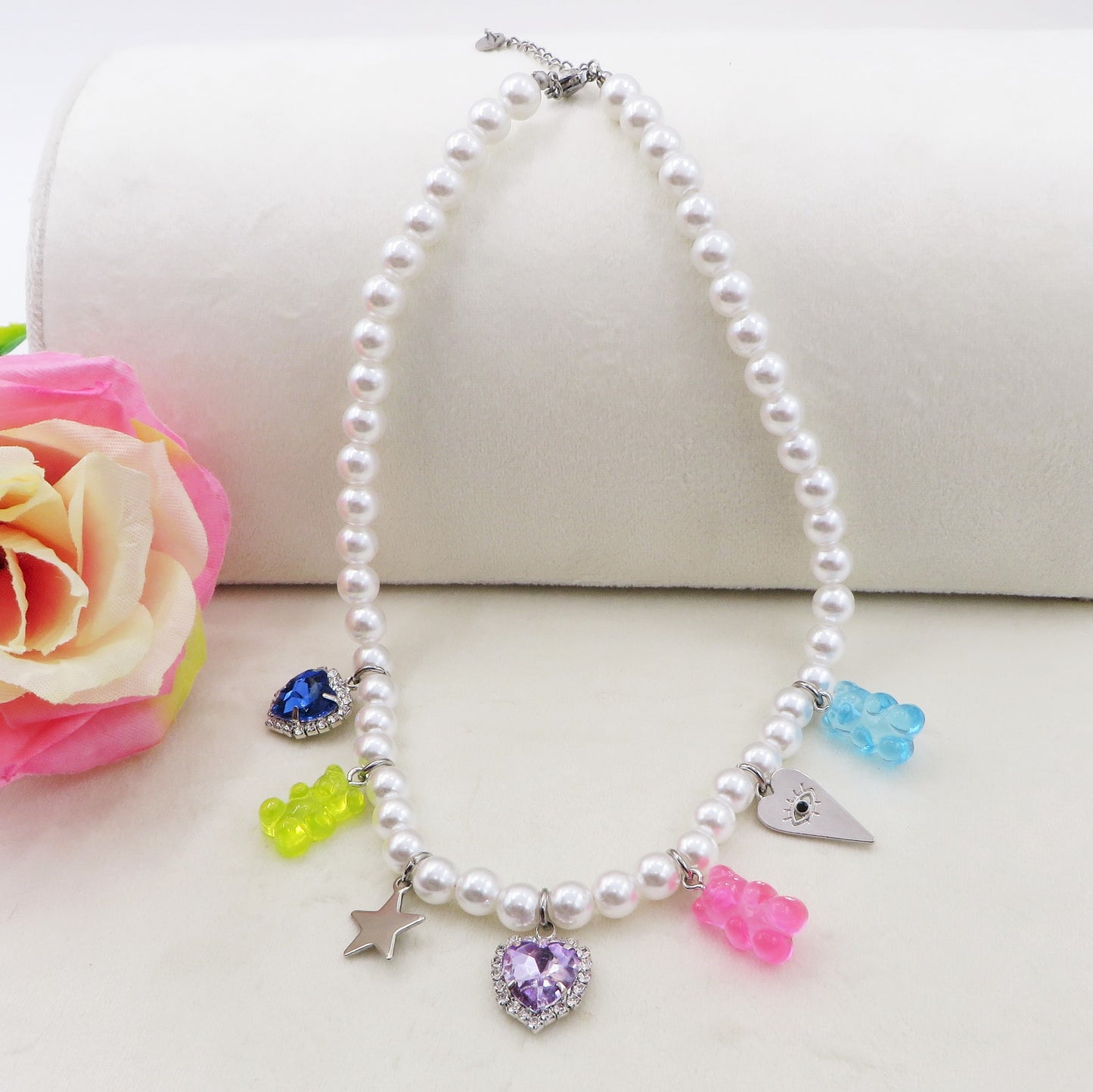 FANTASY - Base silver - Collana perle e charms rainbow